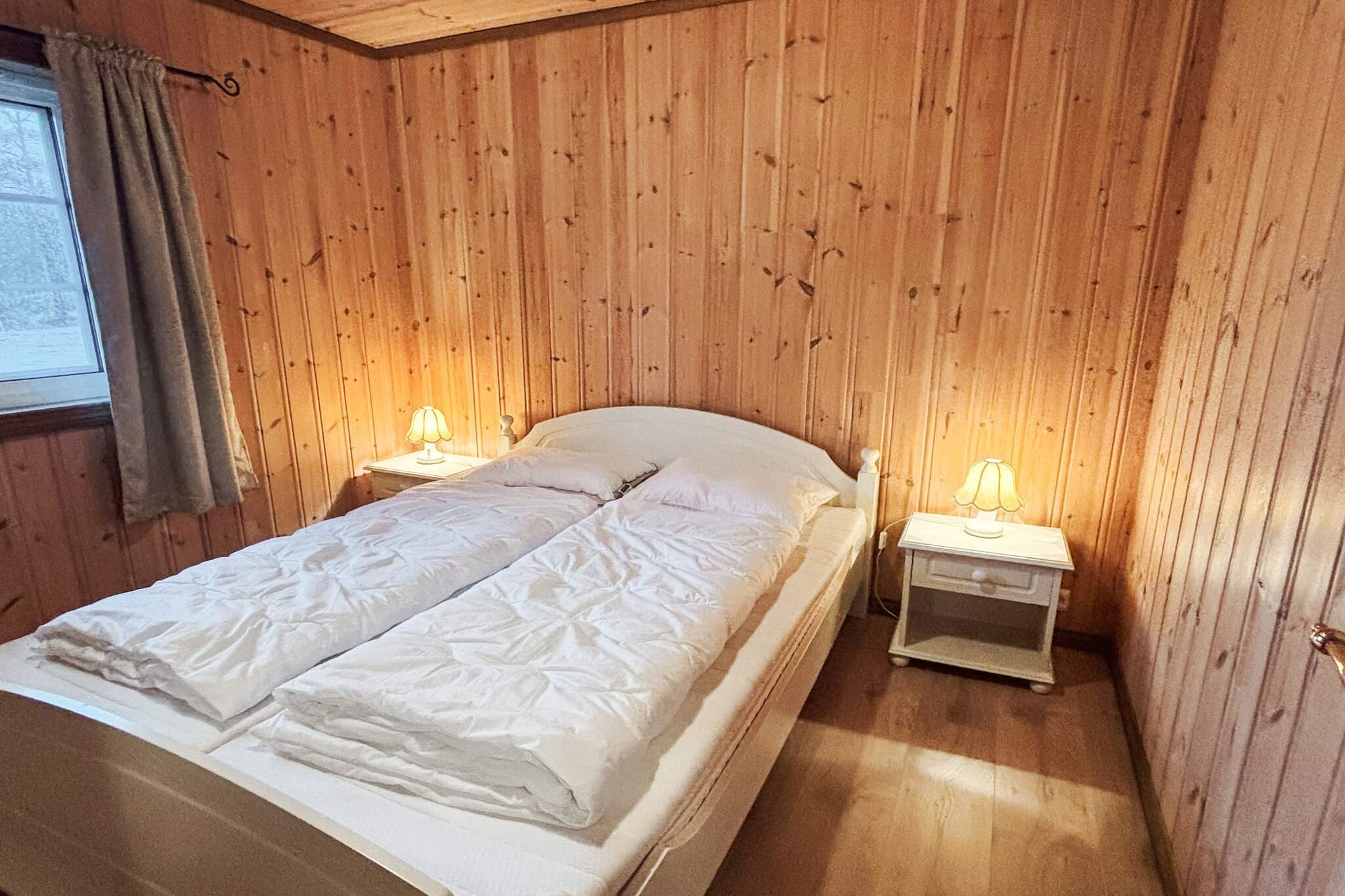 76409 TROLLHYTTA-Binnen