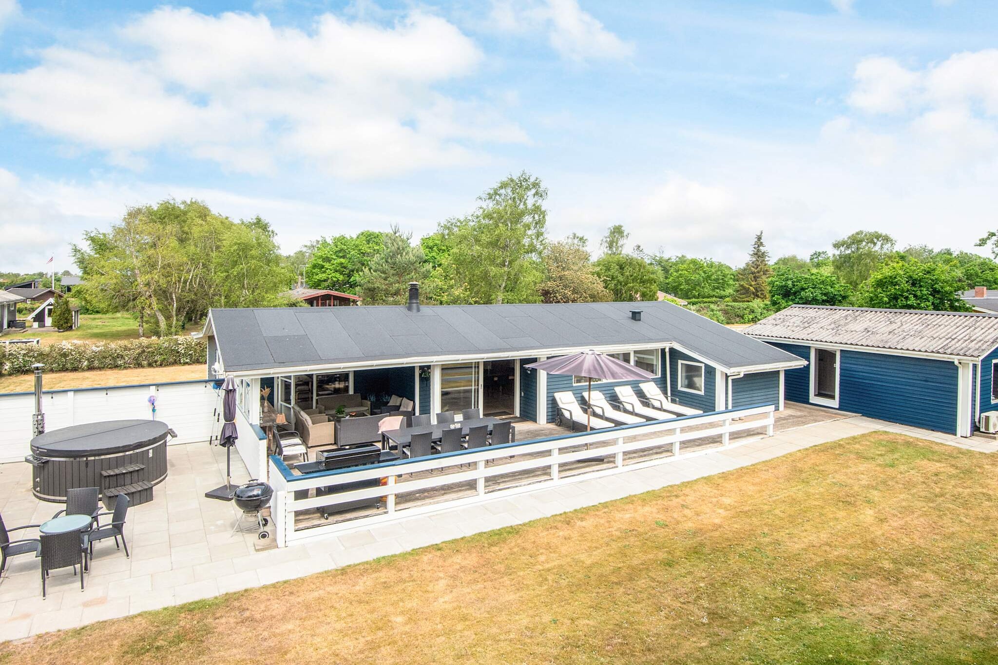 10 person holiday home in Glesborg-By Traum