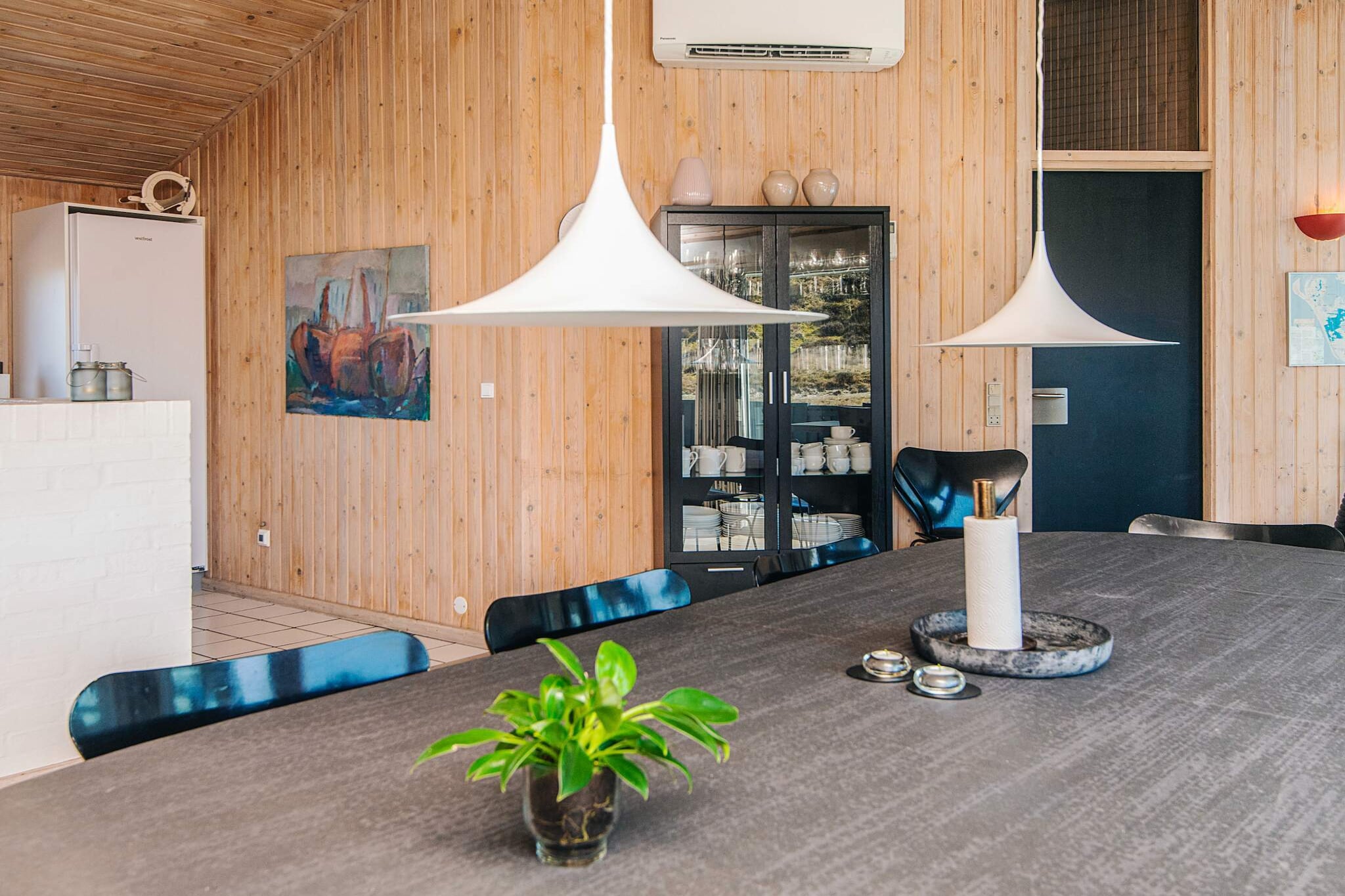 Luxury Retreat by the Beach - Indoor