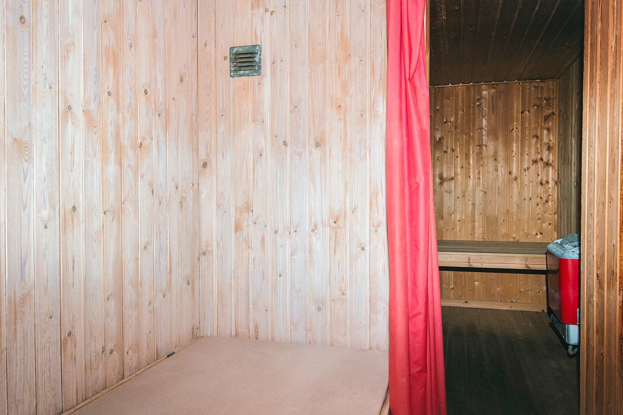 Luxury Retreat by the Beach - Sauna