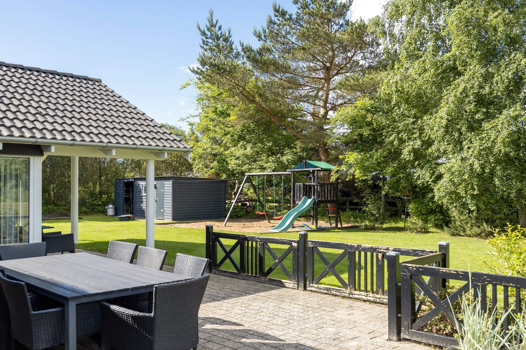 12 Personen Ferienhaus in Hals-By Traum