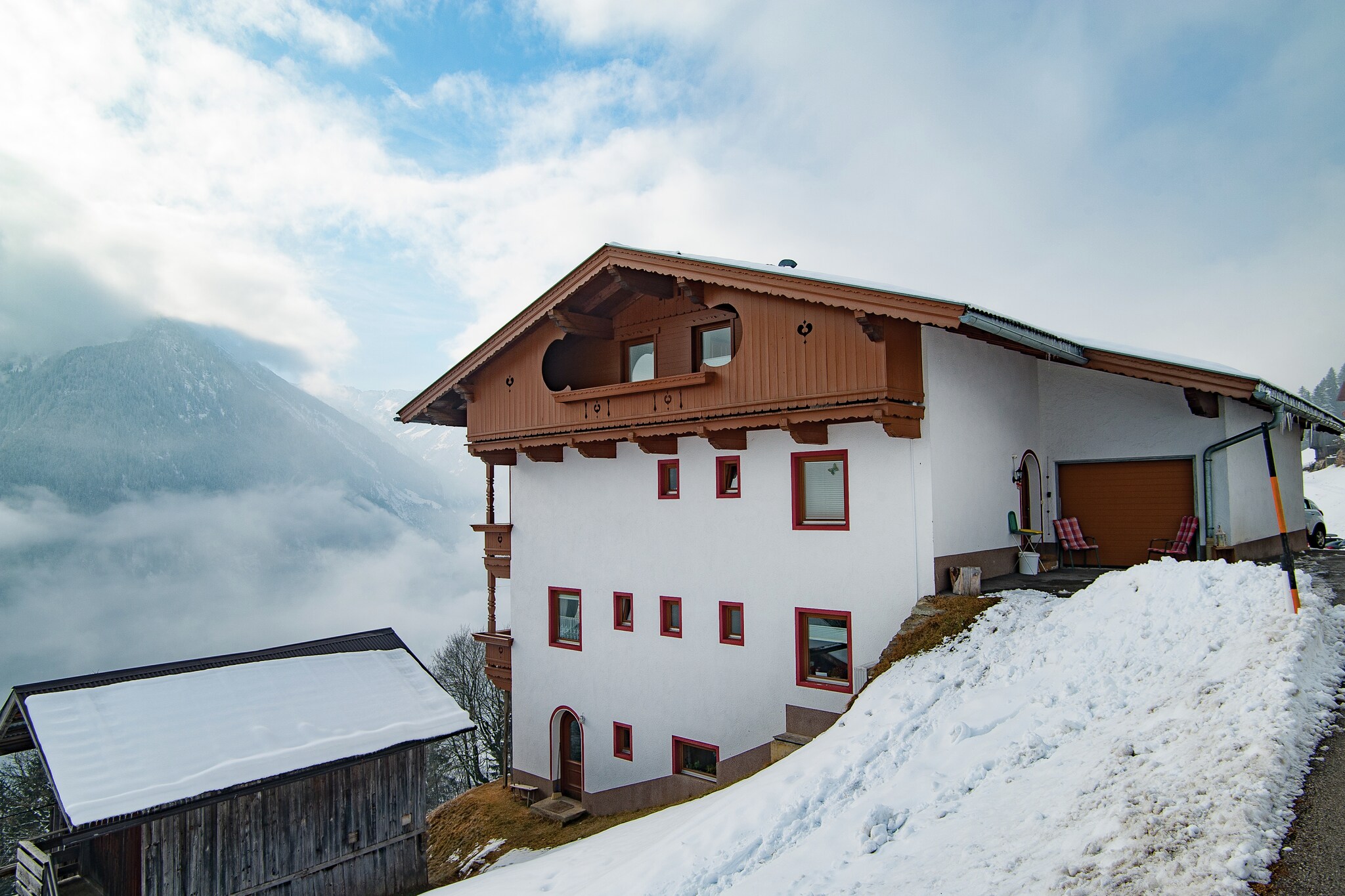 Located in Finkenberg, this 3-bedroom apartment is perfect for a group of 9 people or families with children to relax near the mountains. There is central heating for a comfortbale stay and balcony to enjoy the views.
Winter or summer, there is an adventure here during all seasons. Enjoy skiing at the Ski Zillertal 3000 region. You can take the ski bus just steps away at 100 m. A walk in the forest at 100 m is great to enjoy quiet moments. There are restaurants nearby at 500 m to enjoy local cuisine. You can buy your groceries from supermarket at 4 km.
You can enjoy a cosy ambience indoor with the central heating and spacious bedrooms with double bed and single sofa beds. Additionally ski storage, ski boot heaters, children's bed and parking are also provided. The balcony is at your disposal with stunning views of the surrounding mountains.
Check-in timings are between 3 - 6 PM and check-out timings are between 9 - 10 AM.