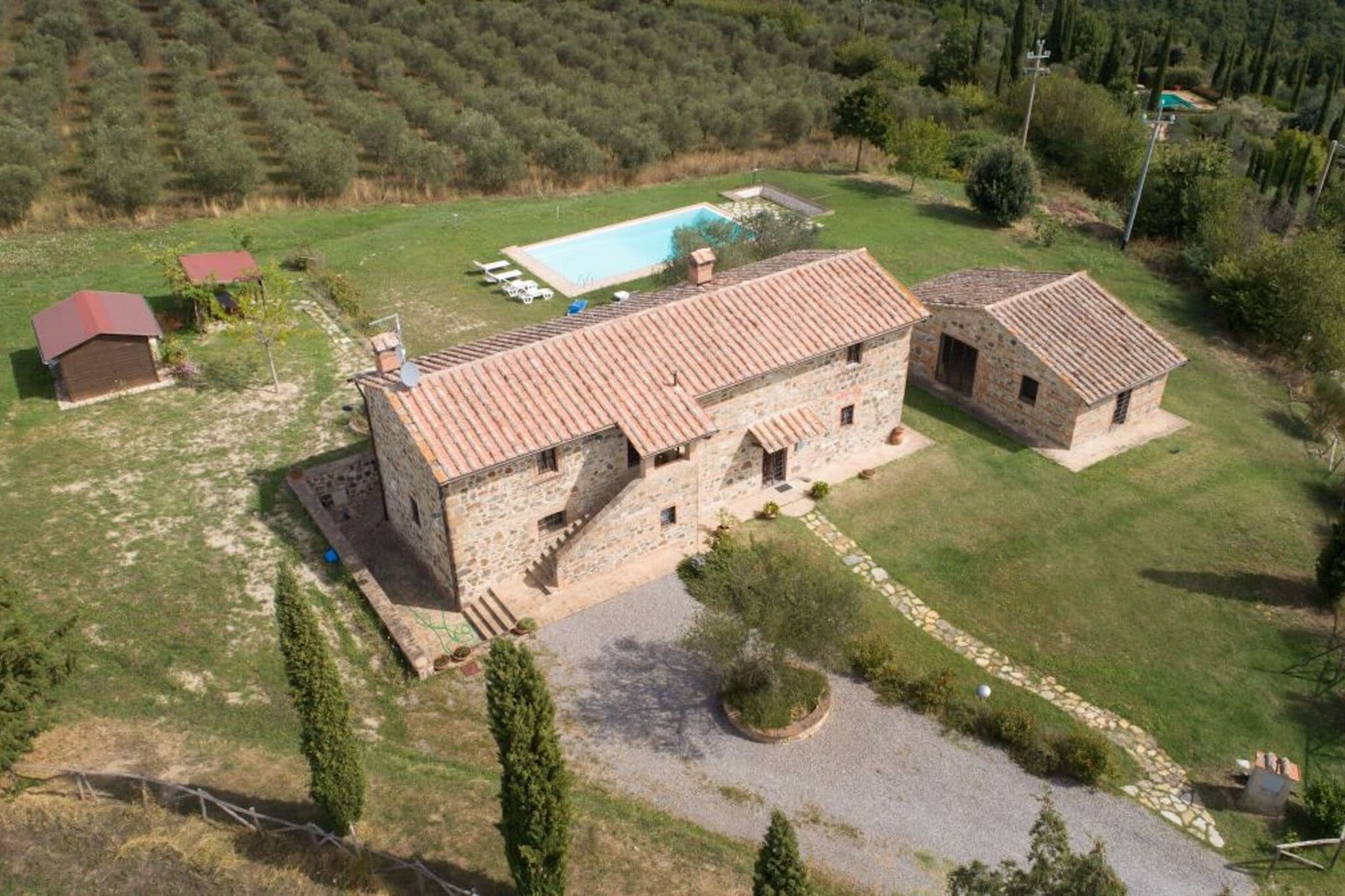 Rustieke villa in Toscane met privézwembad
