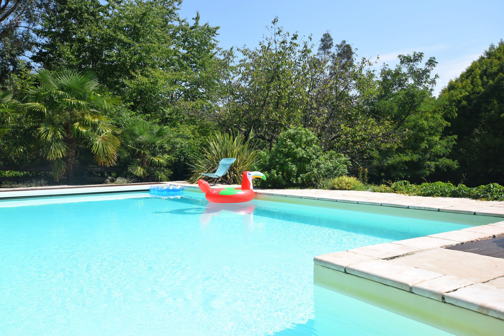 Paisible maison de vacances avec piscine en Ardèche