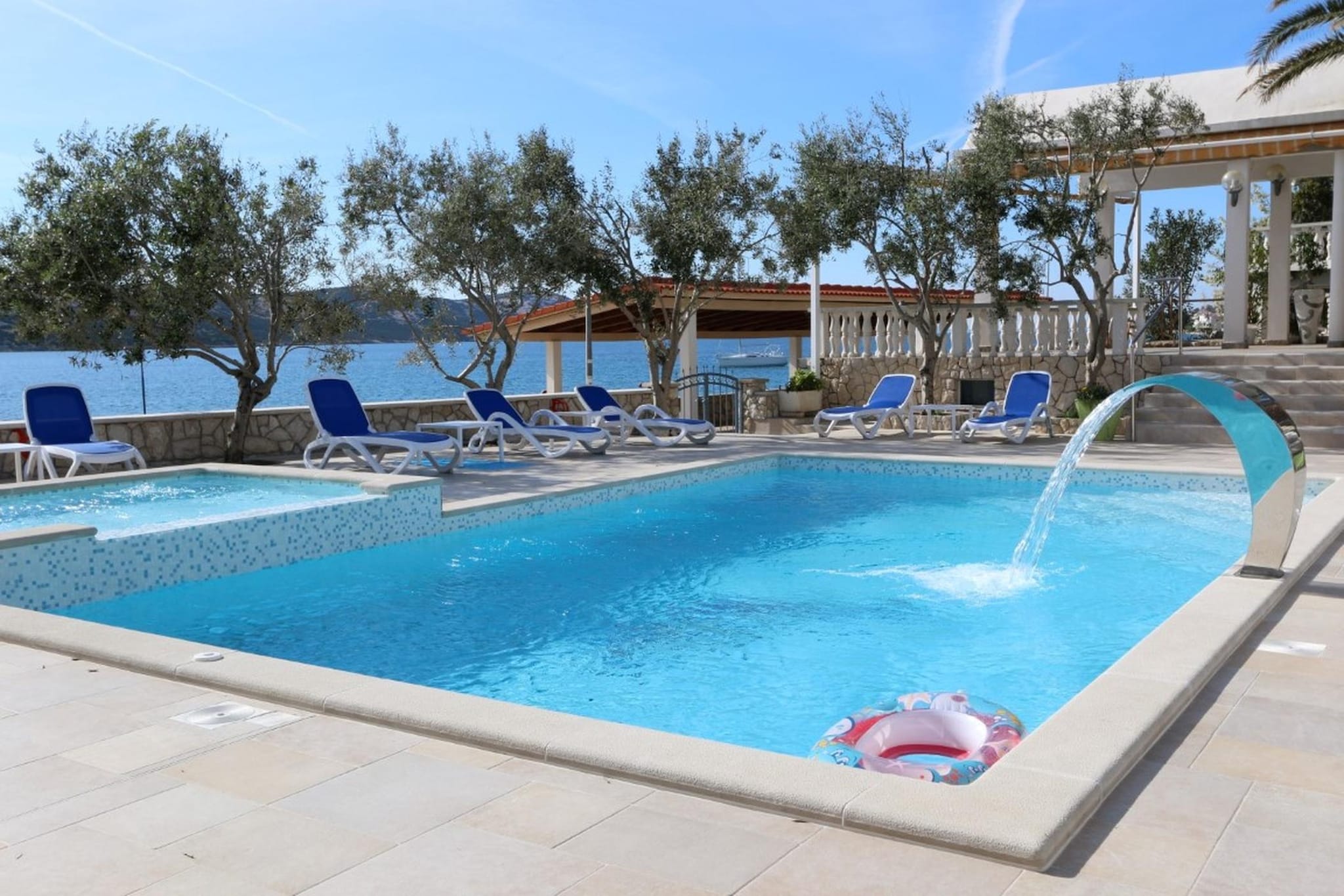 Hotelzimmer Suite 201 - Typ 2-Swimming pool