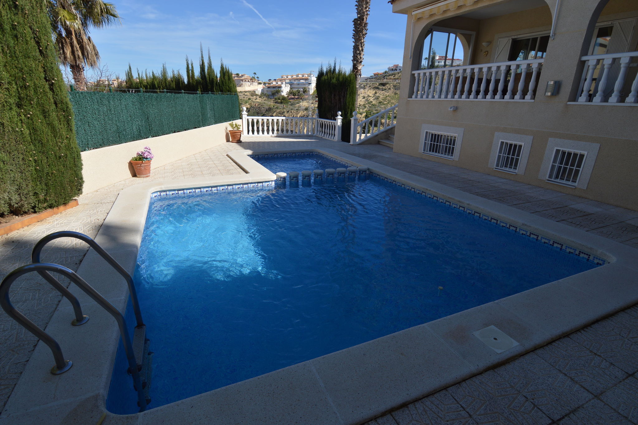 Villa confortable à Rojales avec piscine privée