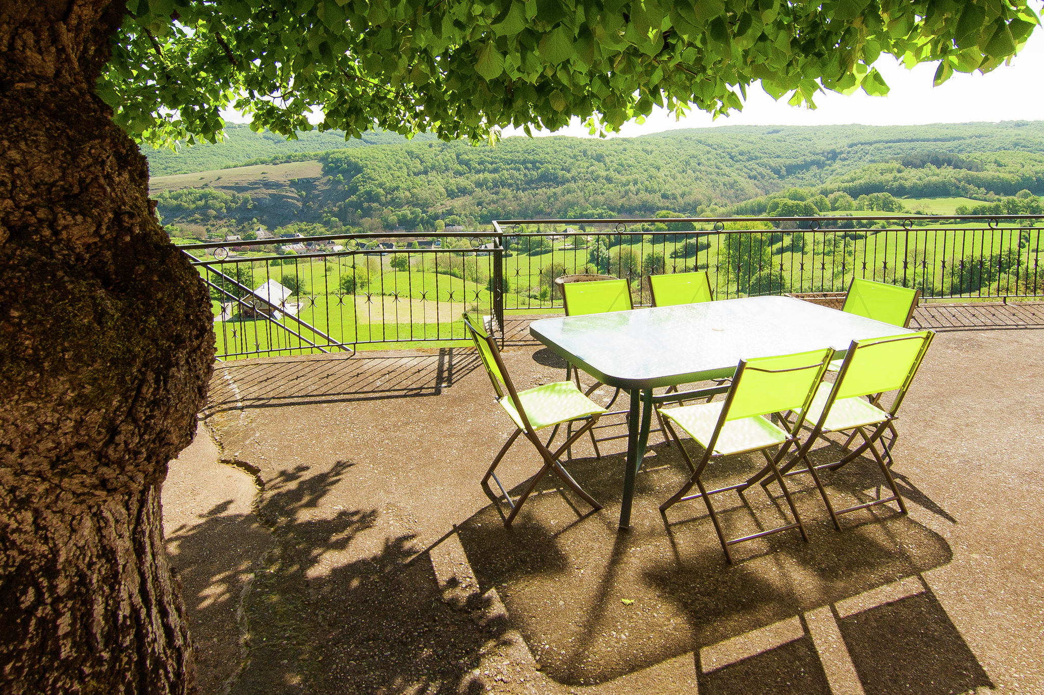 Scenic Holiday Home in Chasteaux with Private Terrace