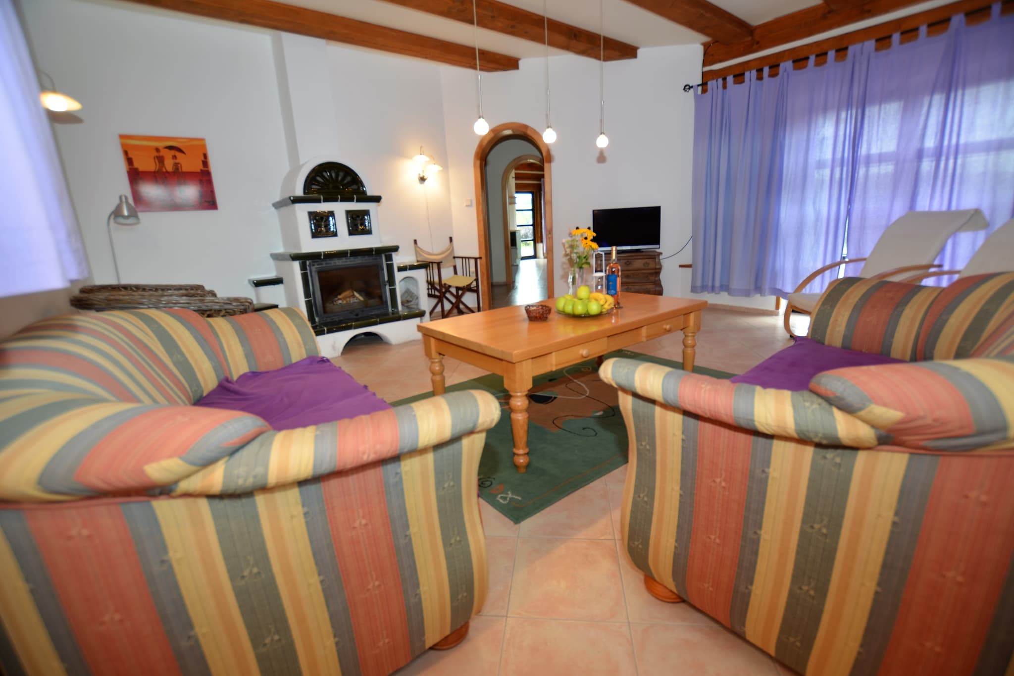 Dana-Living room