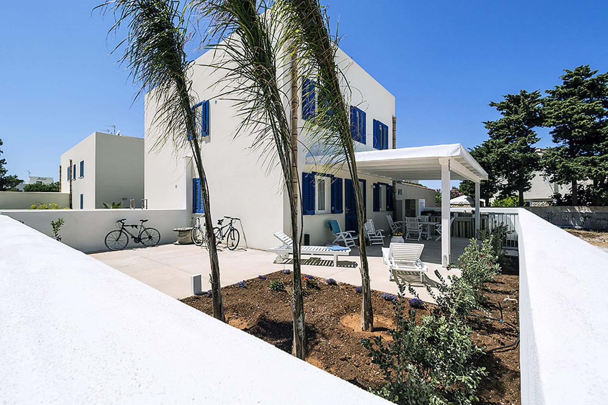 This holiday home near the sea in San Vito Lo Capo is perfect for a family with children to stay. It has 2 bedrooms and a roof terrace and air conditioning.



Walk to the sea just round the corner, your kids would be delighted. Explore the nearby places like  Zingaro nature reserve, Scopello, Erice, Trapani, Marsala, the Egadis and the temple of Segesta.  There are also many activities to try like tennis, water sports, and golf. Restaurants are at 200 m and supermarket is at 300 m.



You can be cozy with heating and air conditioning. The living-dining room has a high chair for the kids and a TV to keep you entertained.  The balcony on the first floor, the the roof terrace , and patio is ideal to relax outdoors. The house also provides parking space and free WiFi.



Trapani Airport lies 61 km away and train station lies 39 km away.