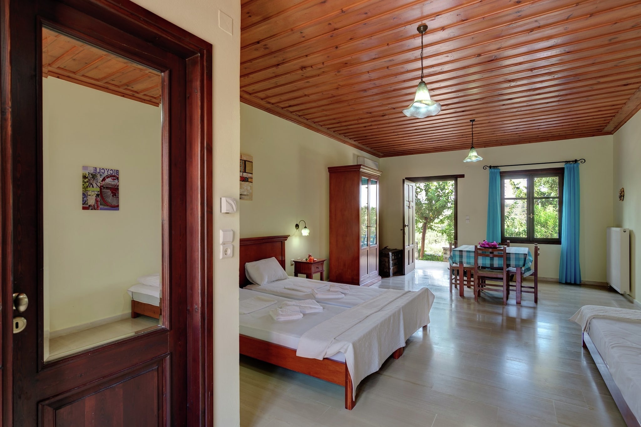 Heliopetra Studio-Bedroom