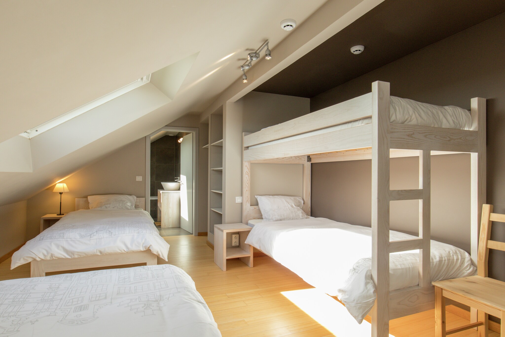 Vakantiehuis Nadrin max. 18 personen 6 slaapkamers zwembad sauna #15