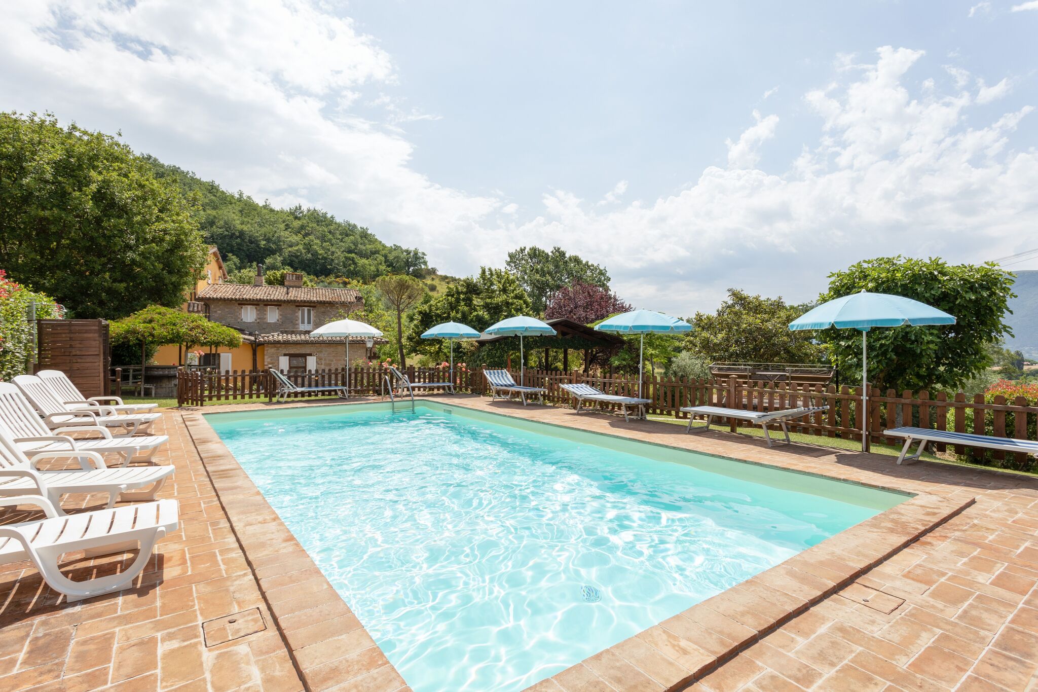 Maison de vacances avec piscine à Assise en Ombrie