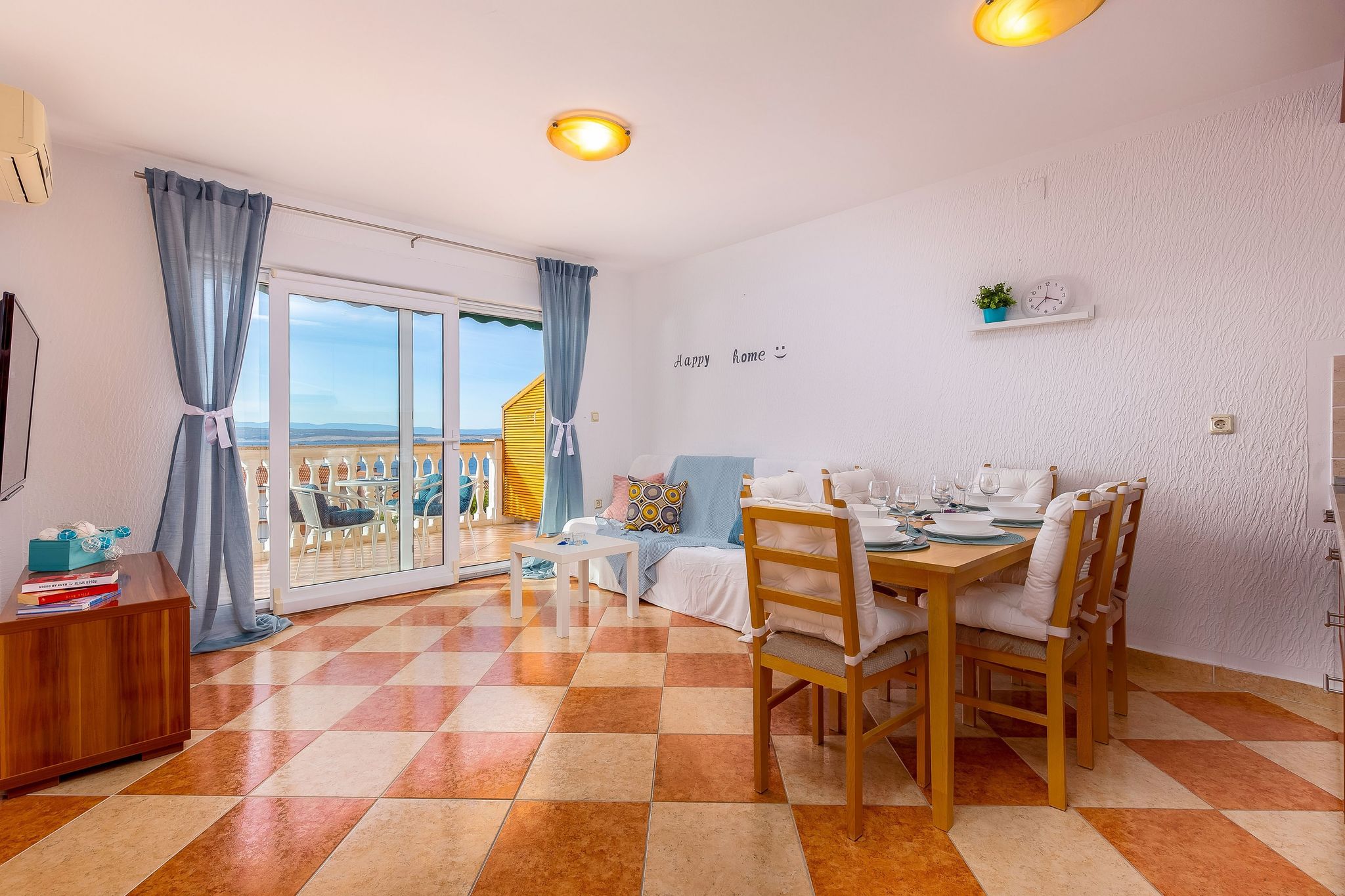 Nabij zee gelegen appartement in Crikvenica met terras