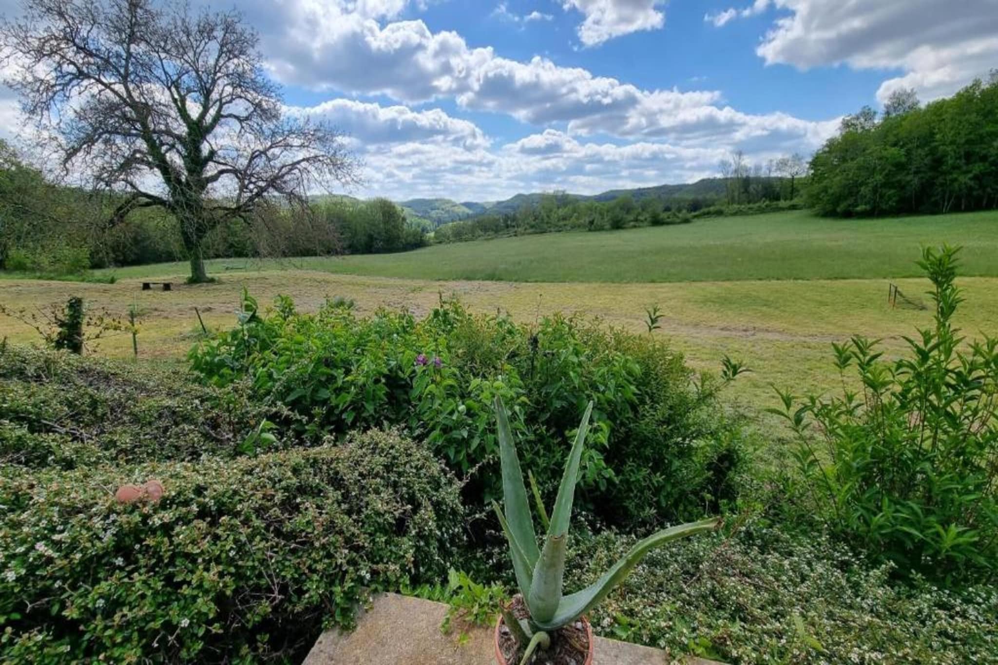 Le Clos du Rocher 1-Areas summer 20km