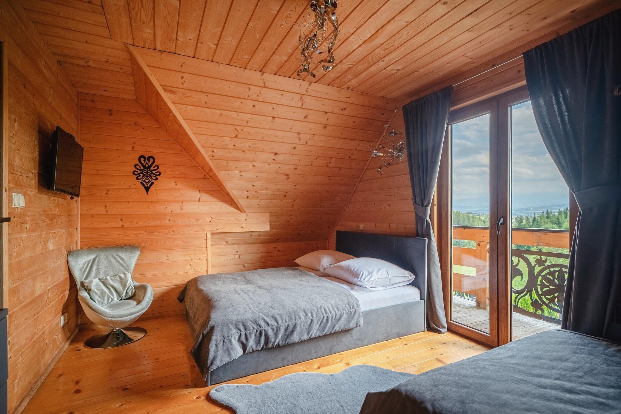 A luxury villa in the Tatra Mountains-Slaapkamer