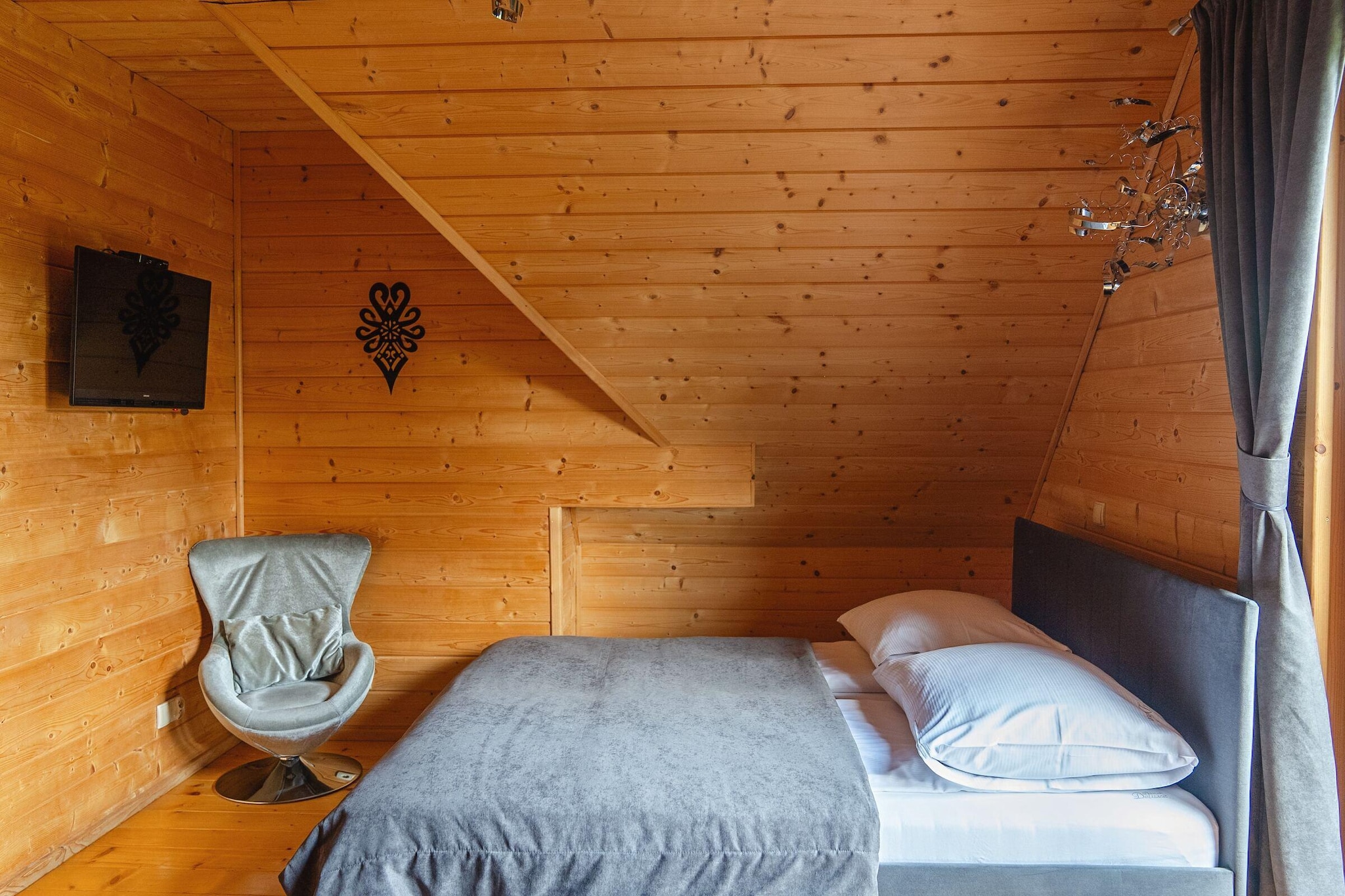A luxury villa in the Tatra Mountains-Slaapkamer