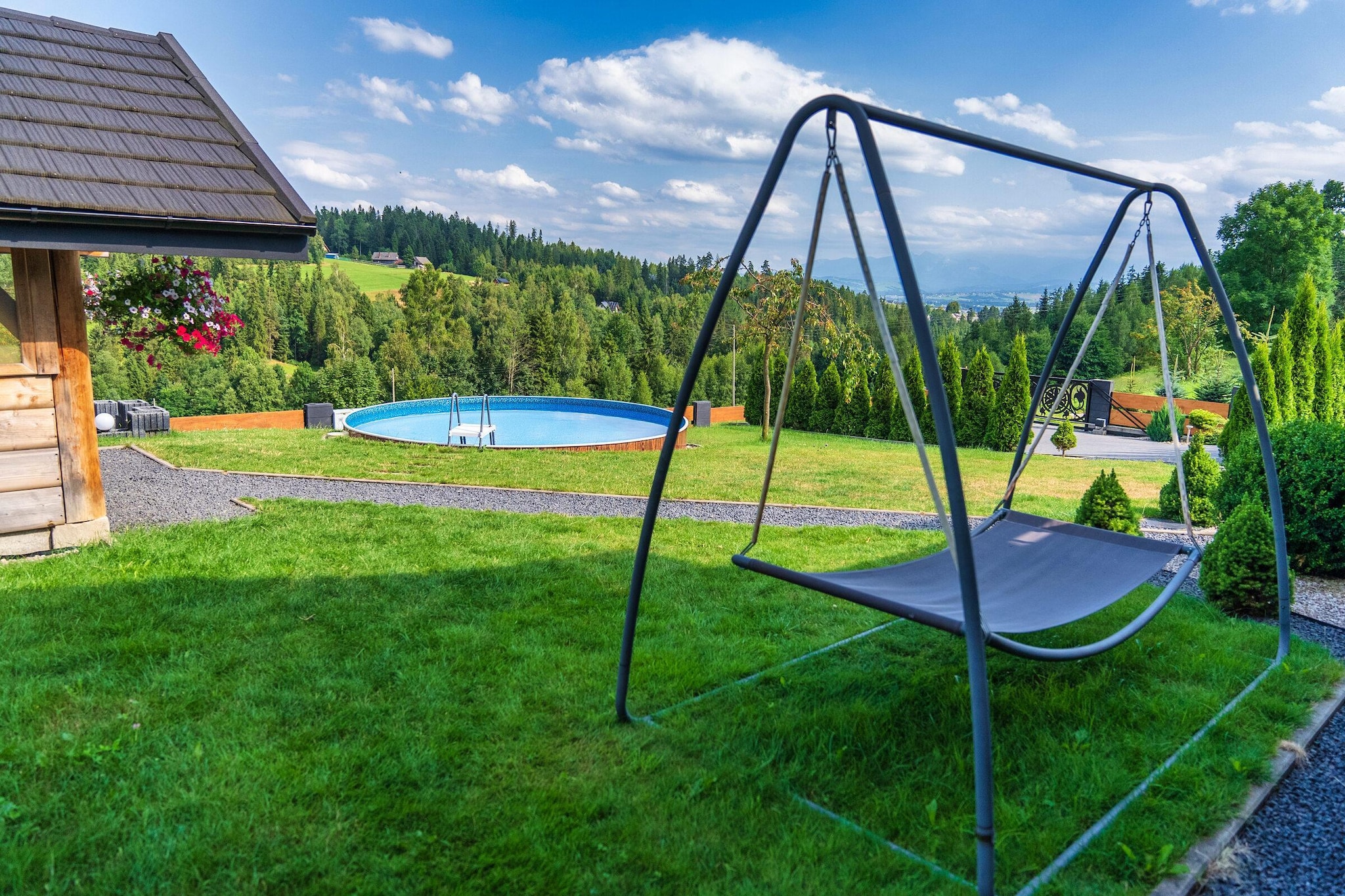 A luxury villa in the Tatra Mountains-Tuinen zomer