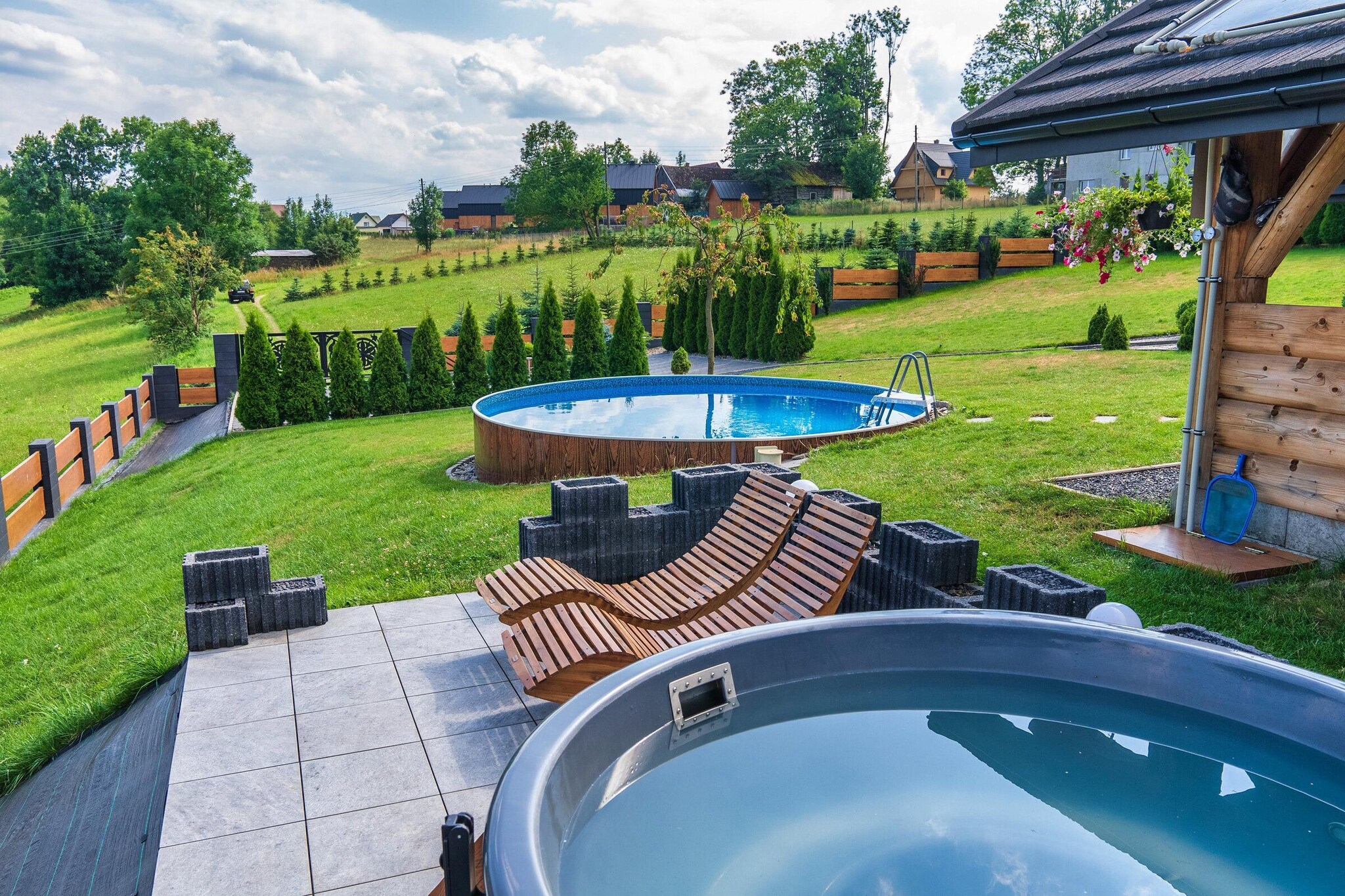 A luxury villa in the Tatra Mountains-Tuinen zomer