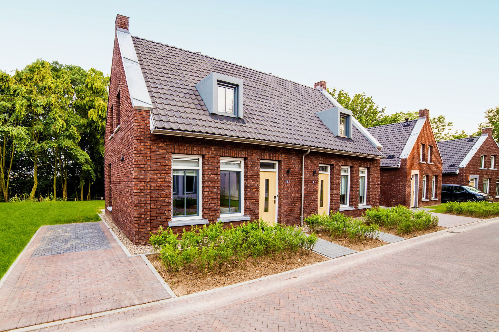 Villa met vaatwasser, 4 km. van Maastricht