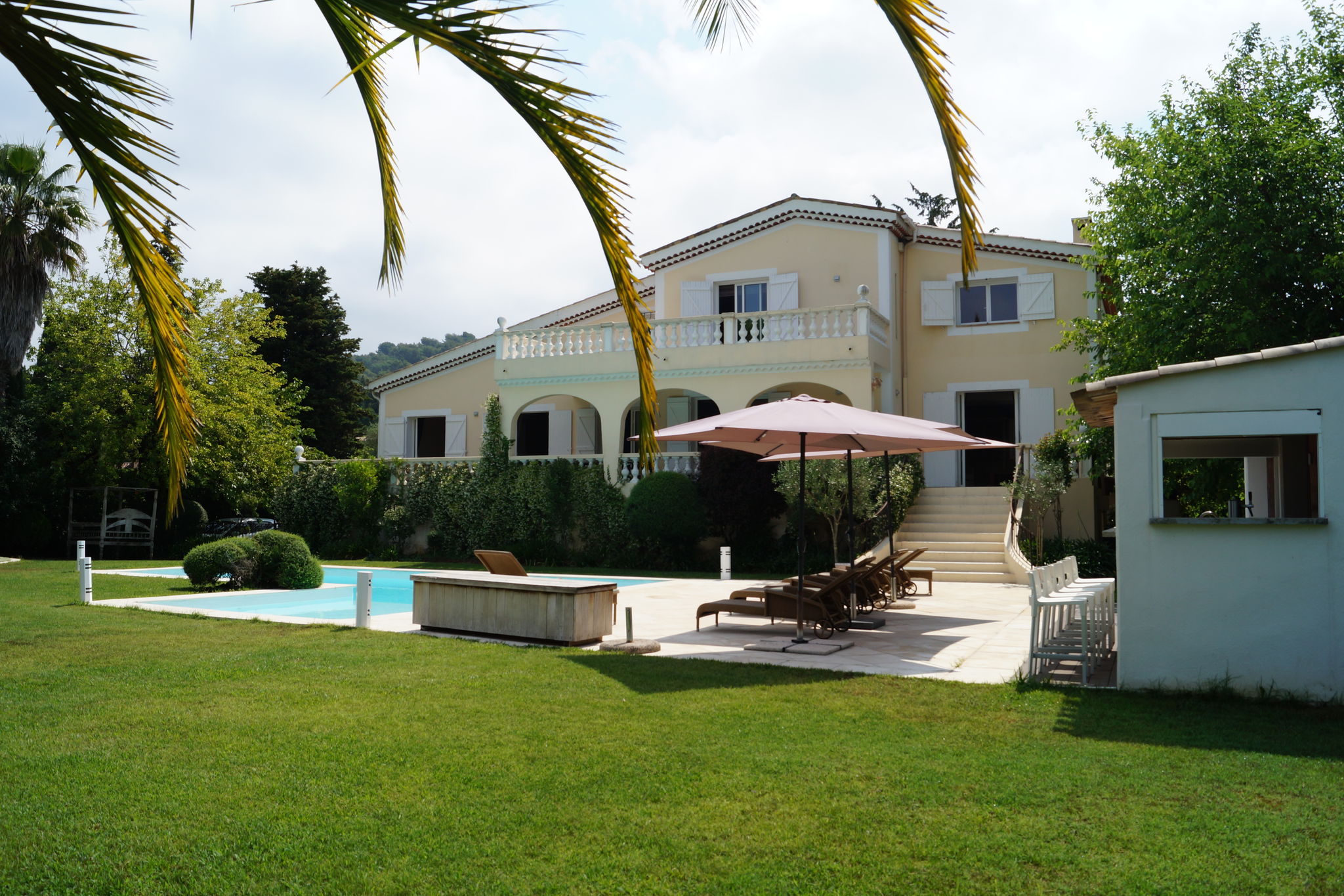 Wunderschöne Villa in Mougins mit privatem Swimmingpool