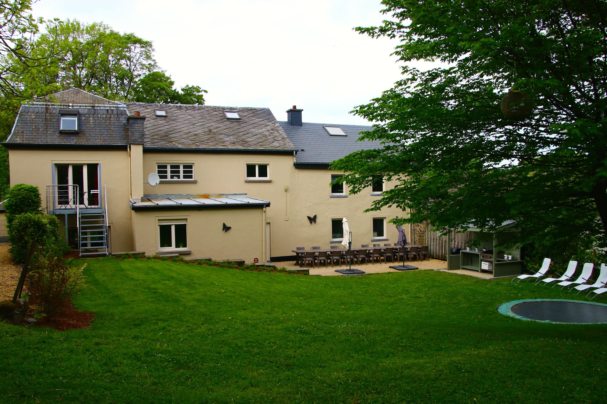 Maison de vacances spacieuse à Gouvy avec terrasse