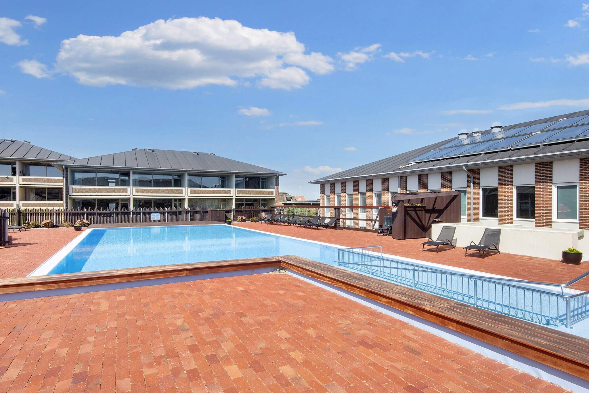 2 room w/seaview-Niet-getagd