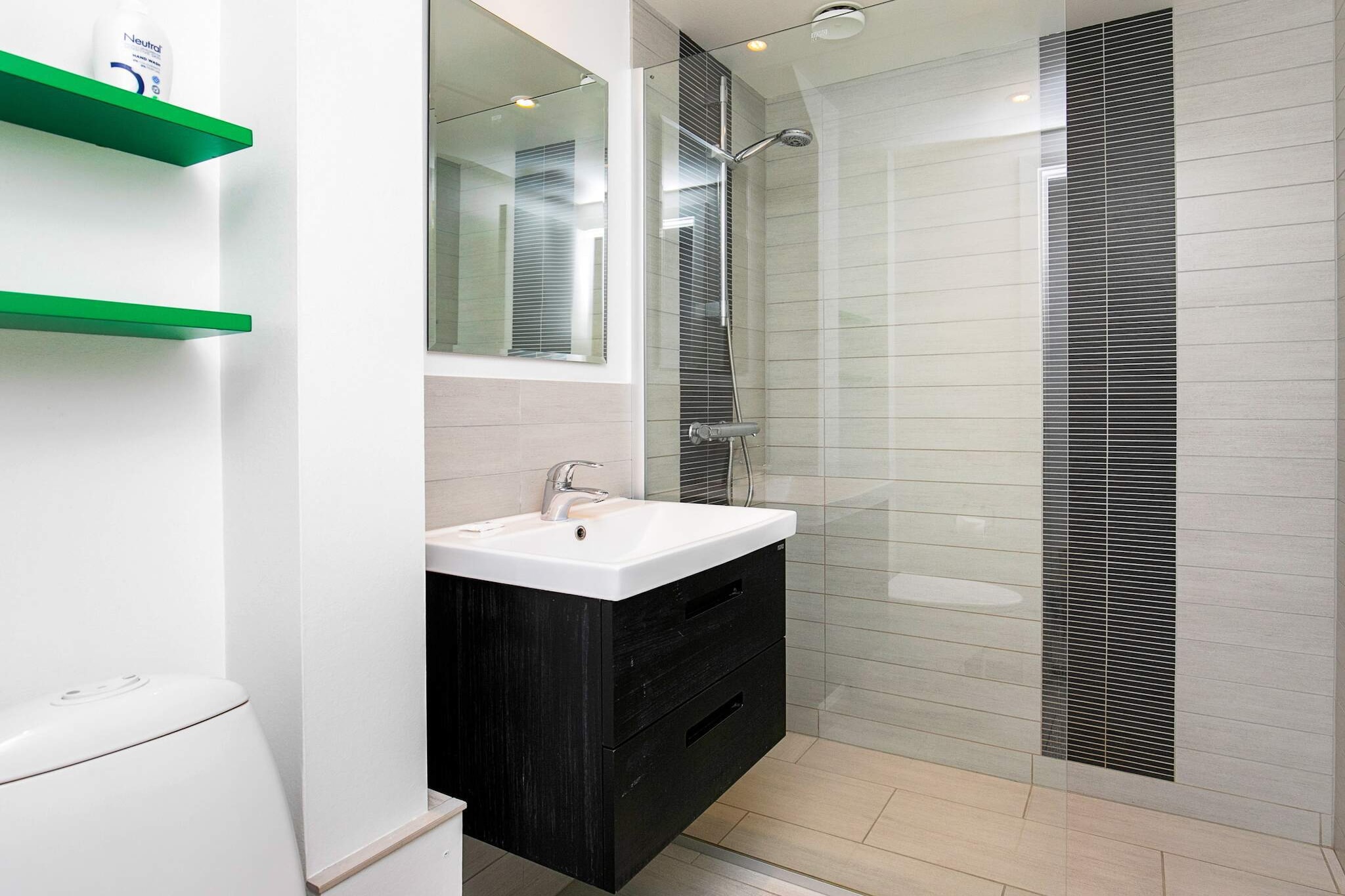 2½ room w/seaview, 1 st floor-Indoor