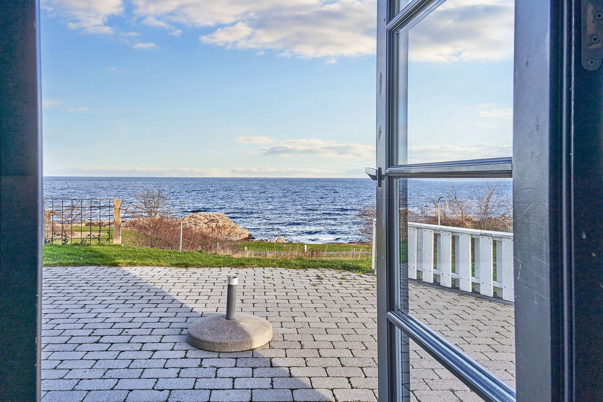 3 room w/seaview-Binnen