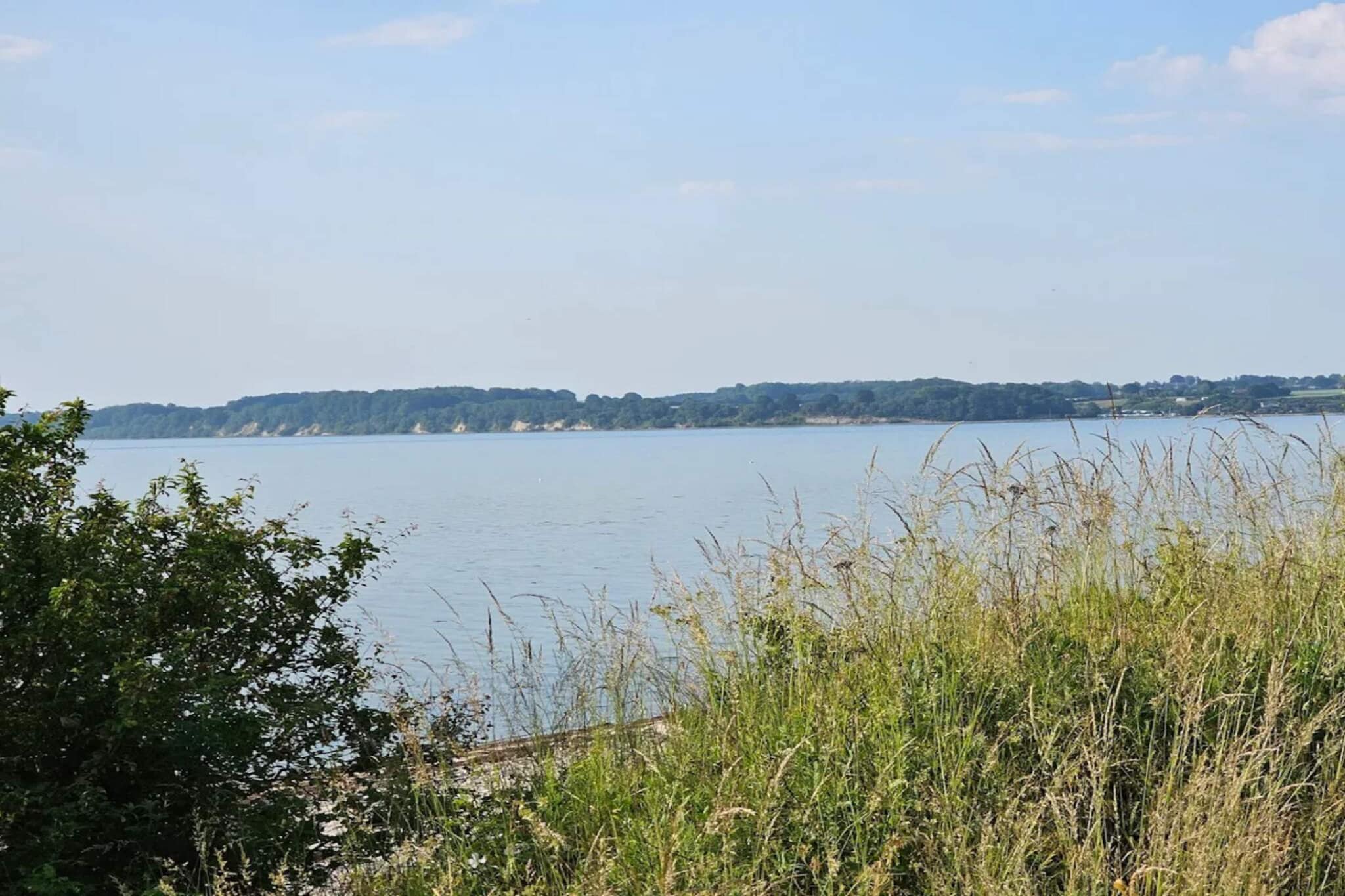 1 room w/seaview-Waterzicht