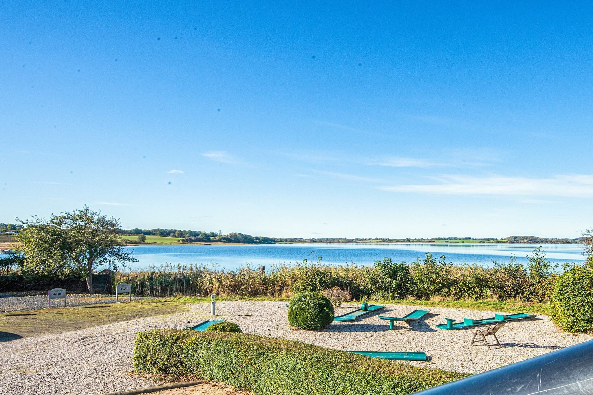 1 room w/seaview-Non tagué