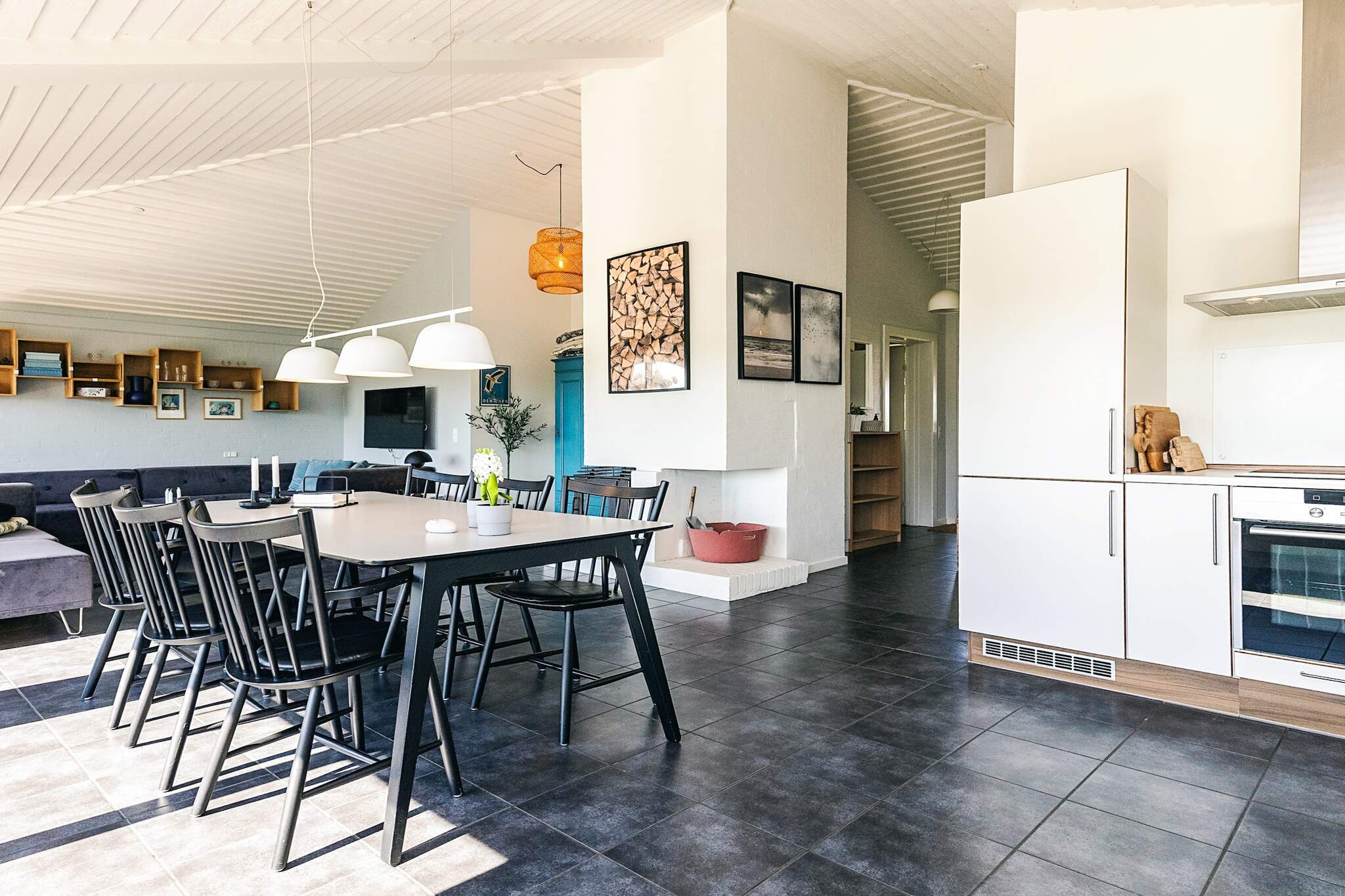 2 room,Premium-Indoor