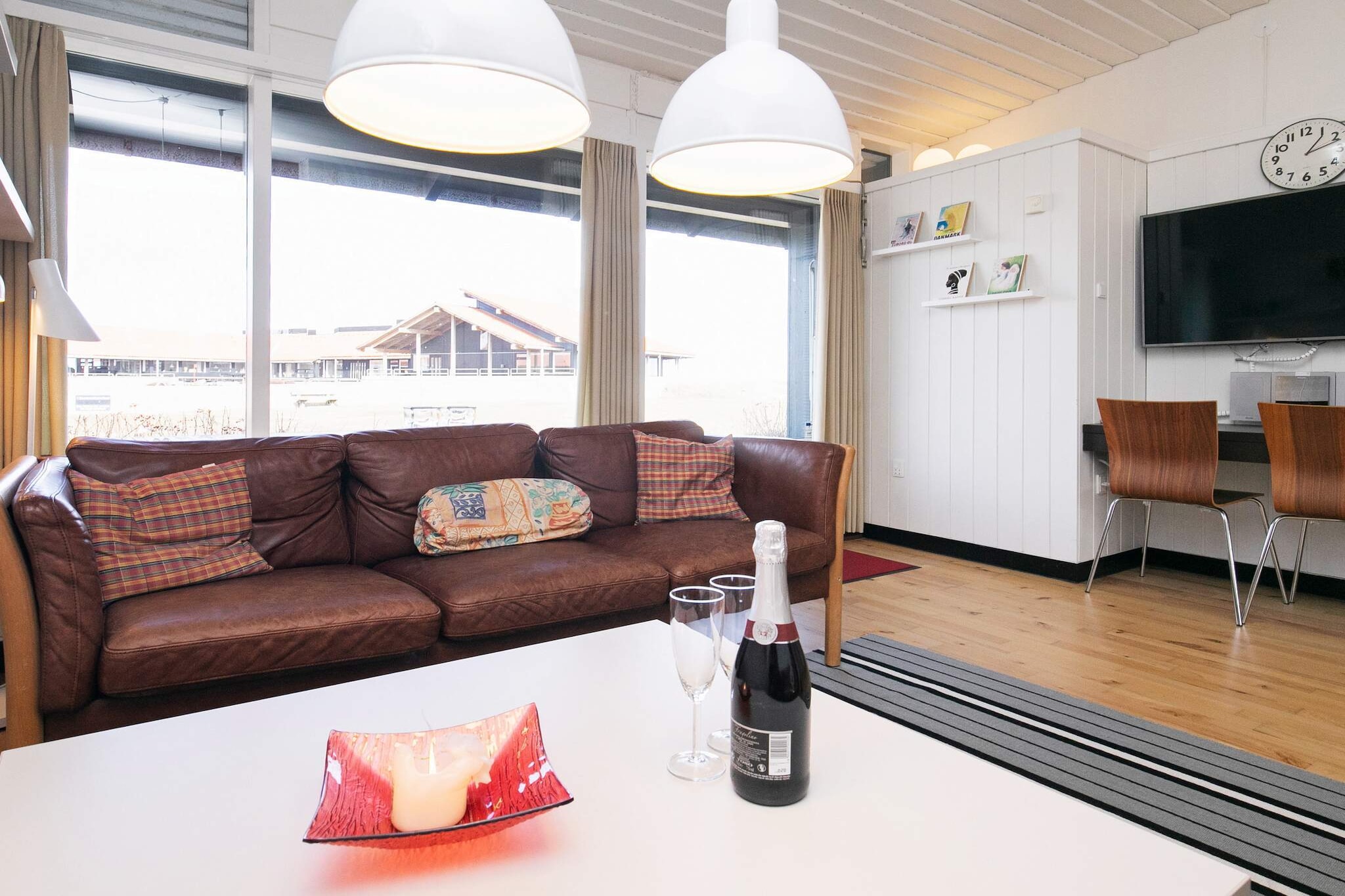 3 room w/seaview - Binnen