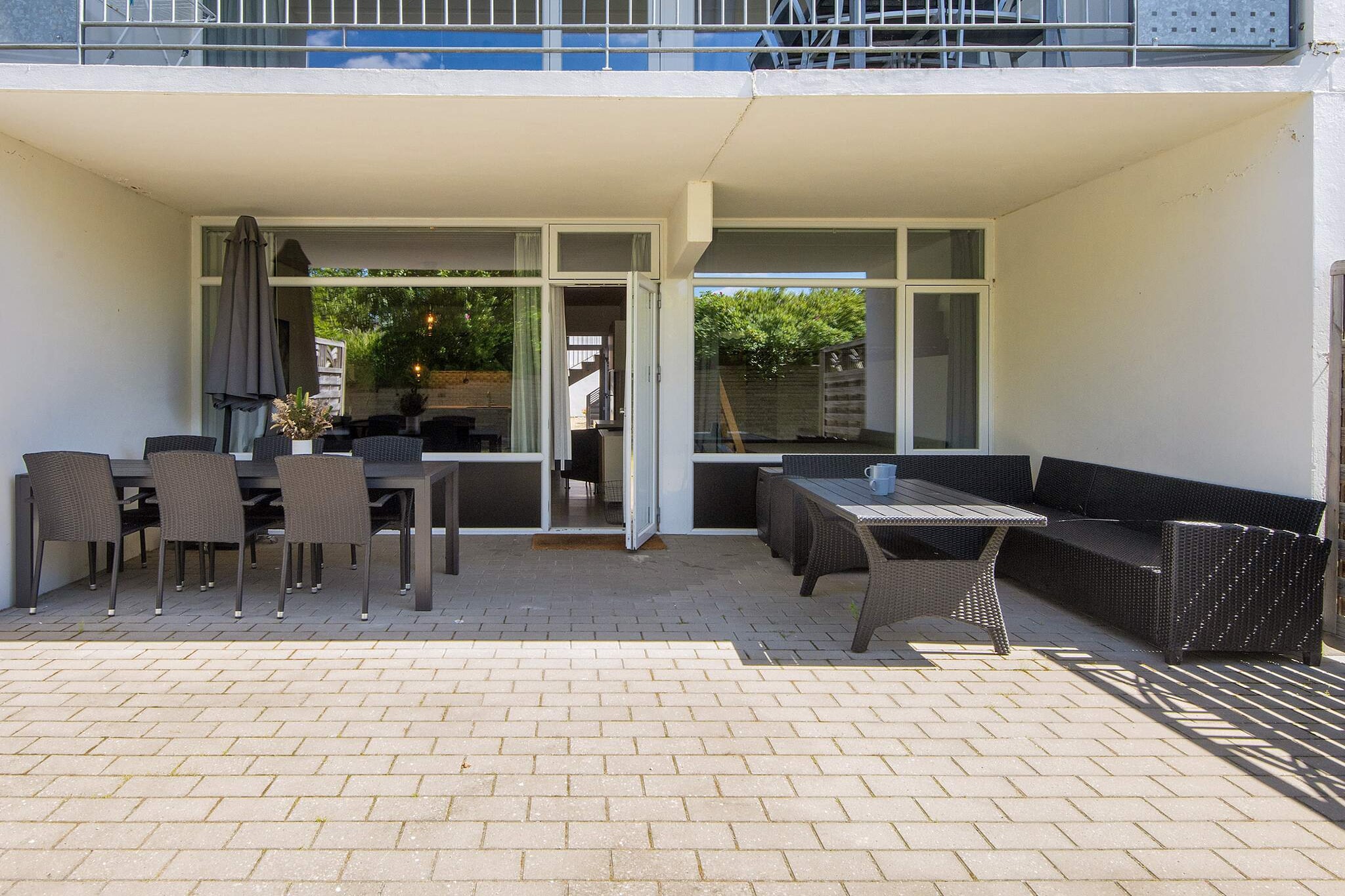 3 room,ground floor or 1.,Premium - Binnen