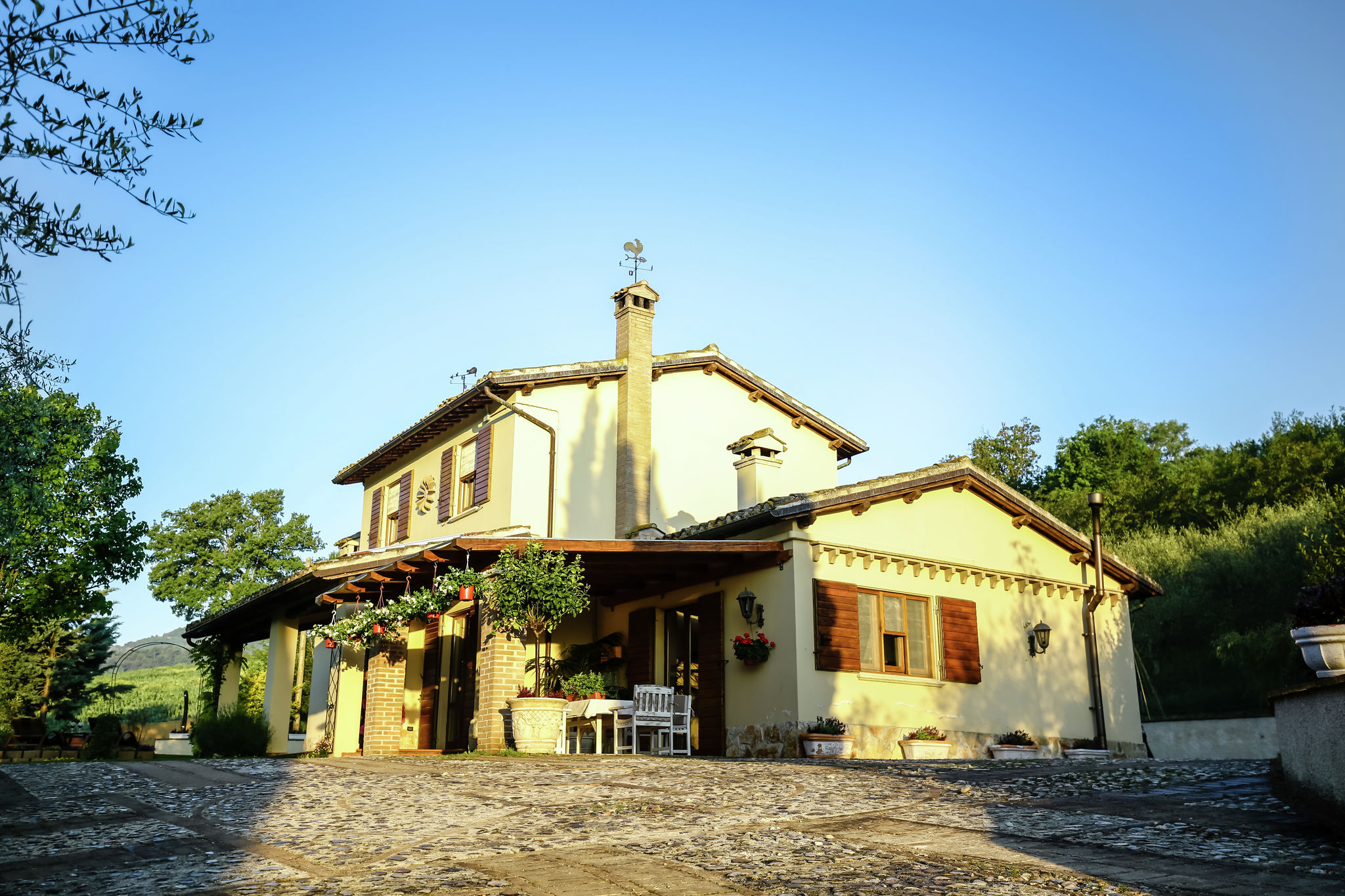 Magnifique Villa à Casenove, avec Piscine