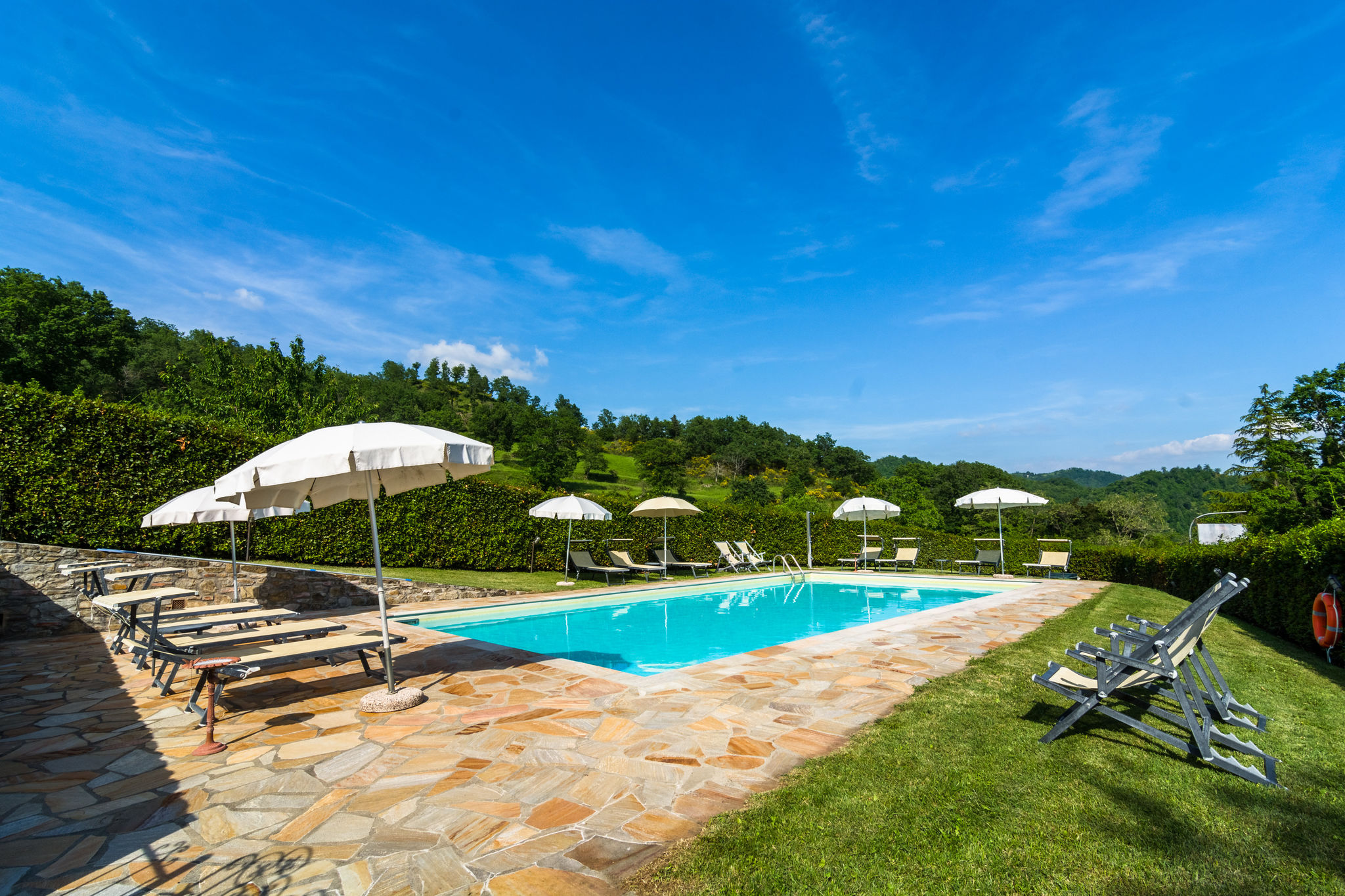 Spectaculaire maison de vacances à Dicomano avec piscine