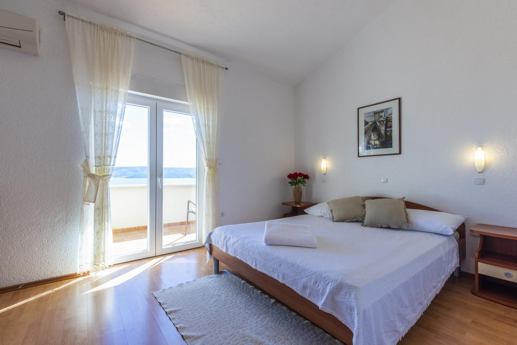 Shared pool apartment David- second floor - Slaapkamer