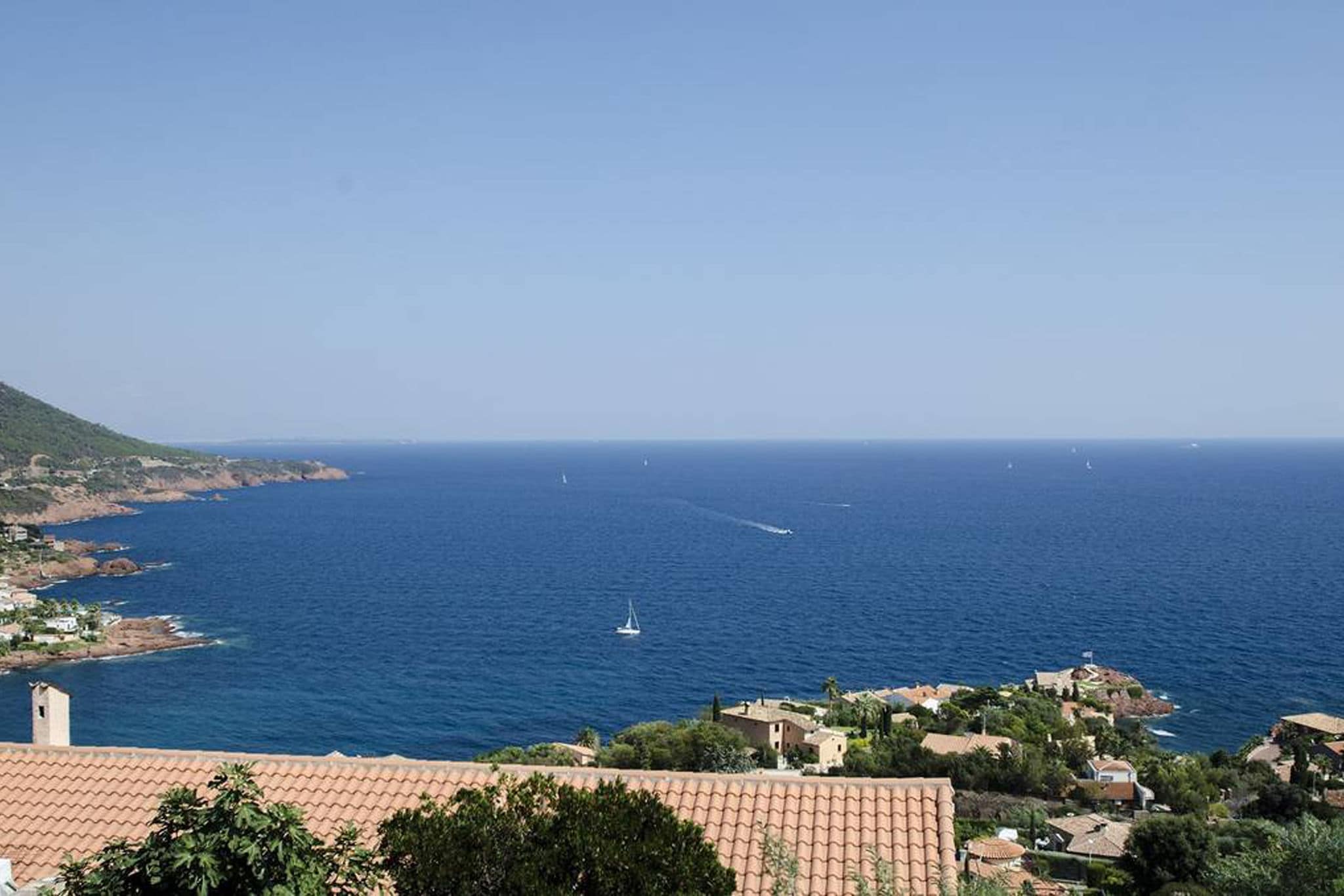 Villa in Anthéor, with stunning sea views and private swimming pool