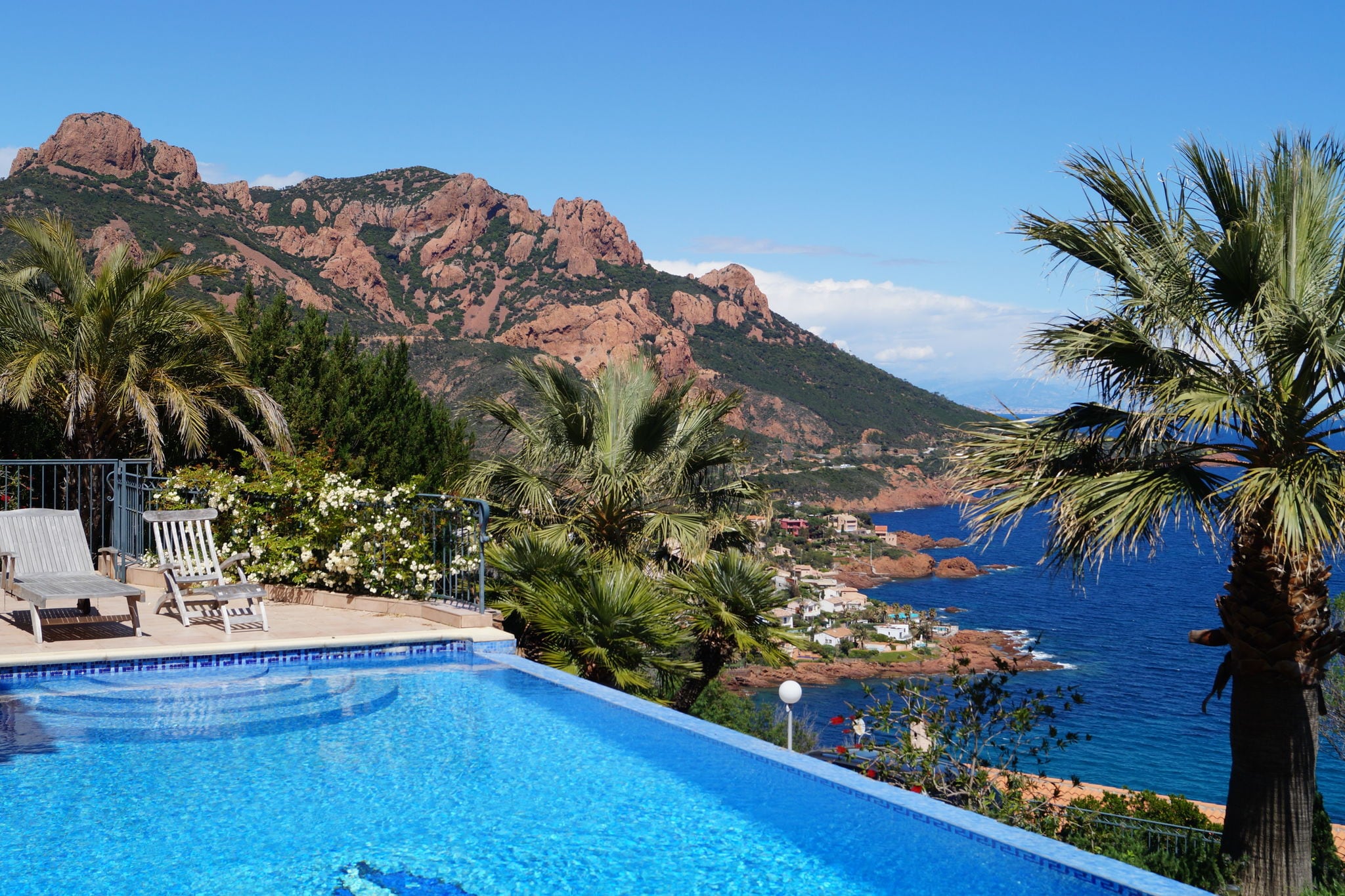 Villa de luxe à Saint-Raphaël avec piscine