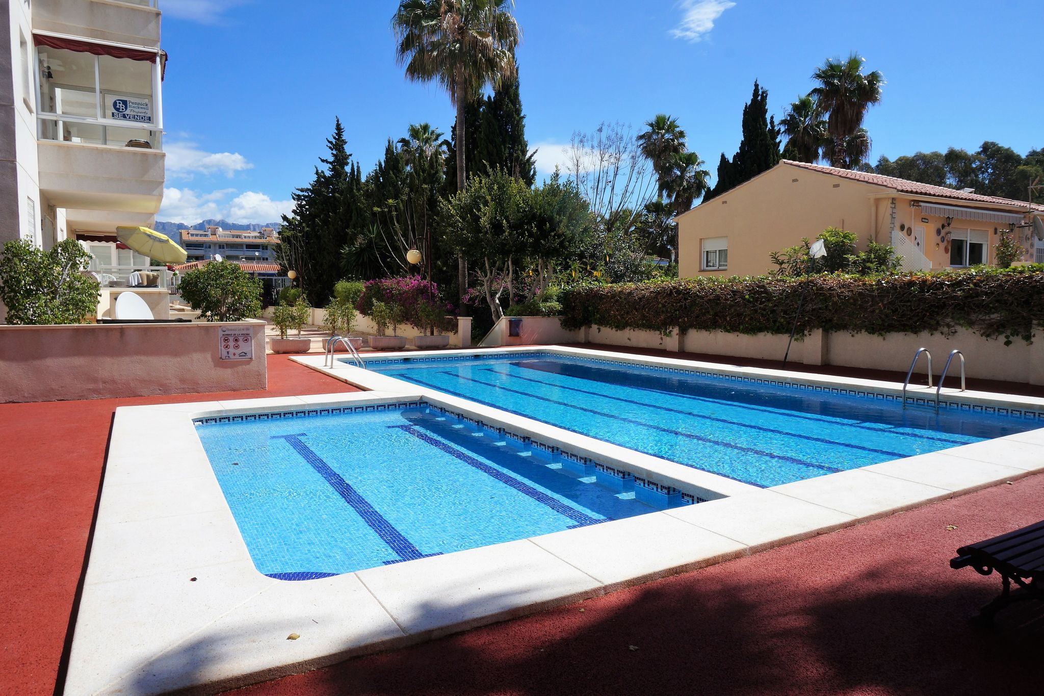 Mooi appartement in L'Albir met een gedeeld zwembad
