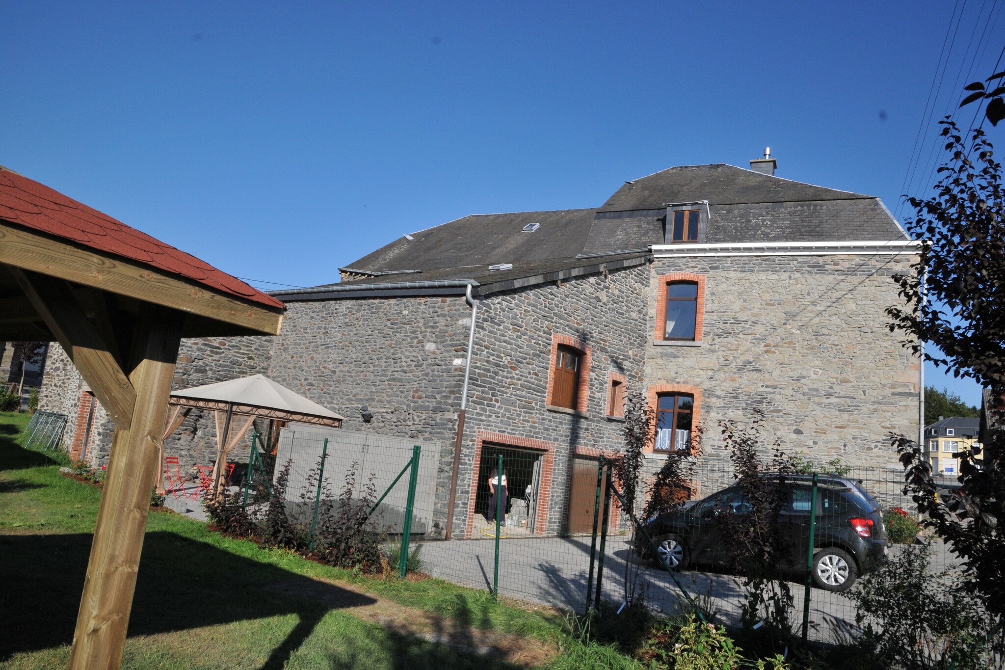 Vakantiehuis Bastogne max. 8 personen 2 huisdieren 4 slaapkamers sauna #23