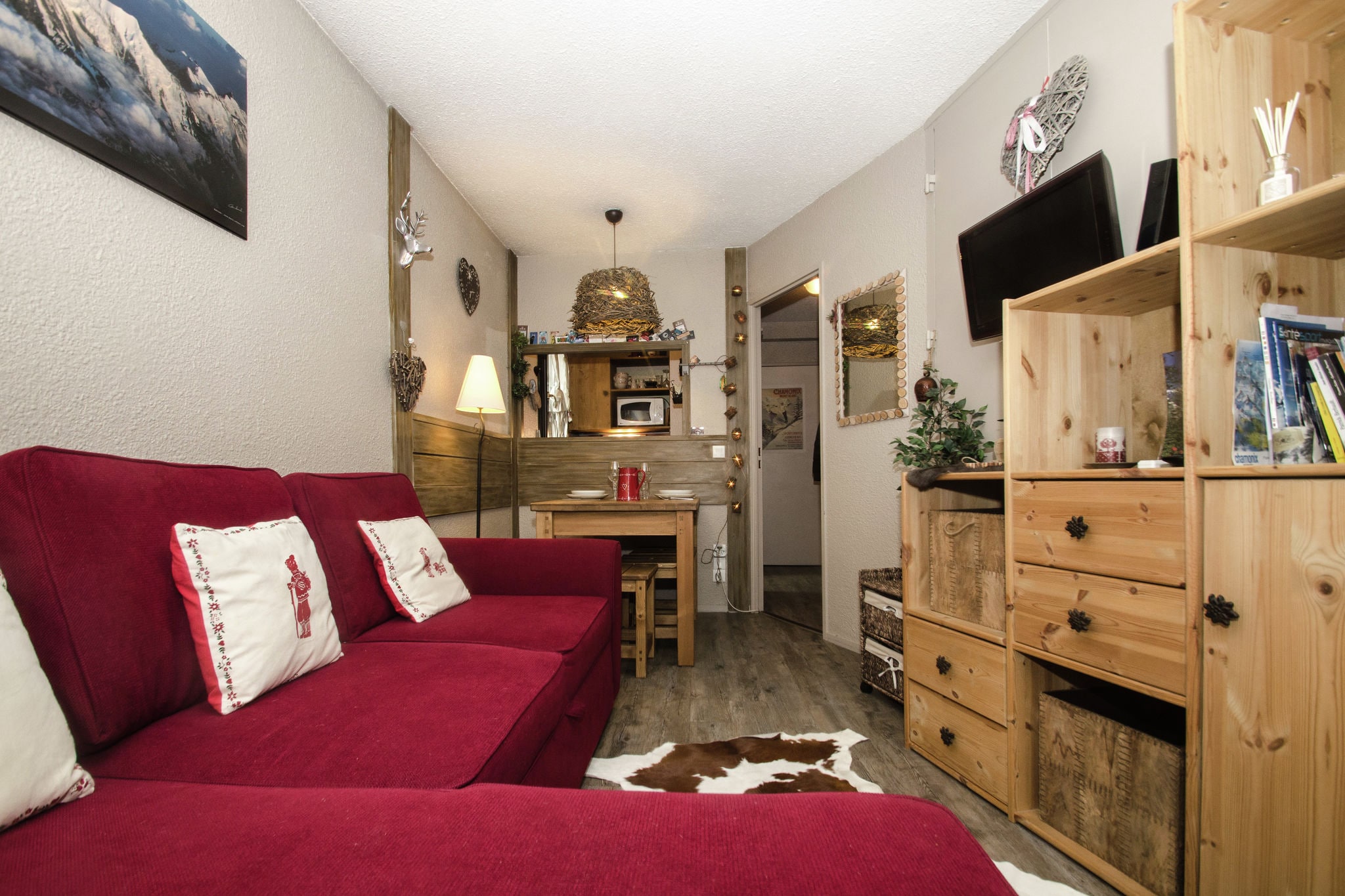 Beautiful apartment decorated with great care in a mountain style