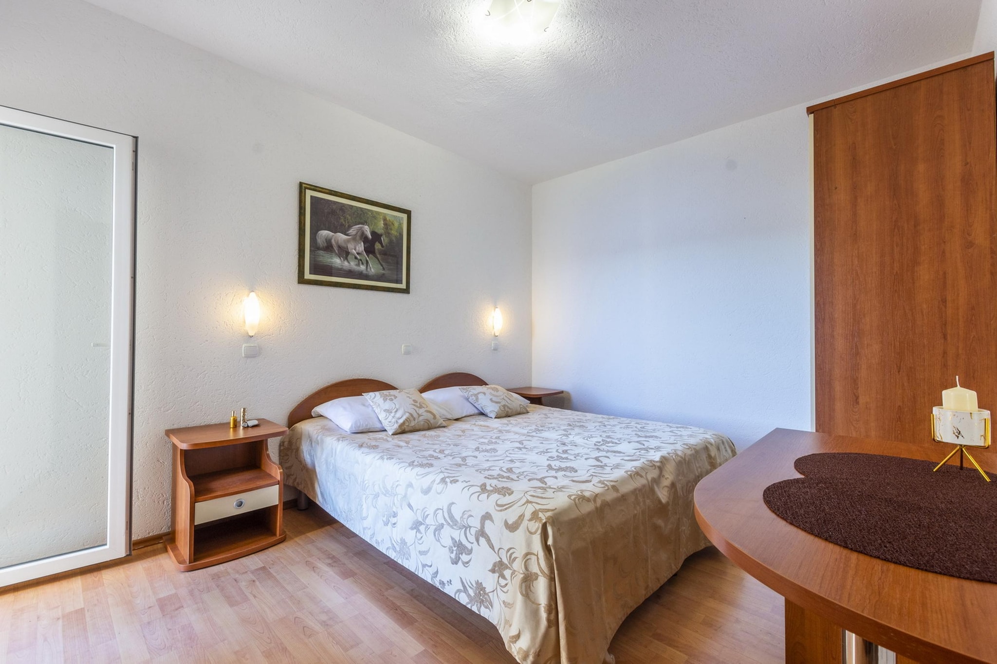 Shared pool apartment David - first floor - Slaapkamer