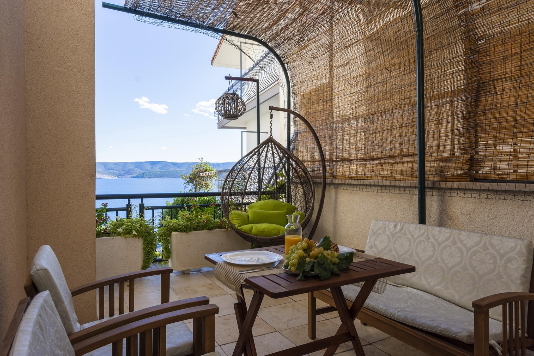 Shared pool apartment David - first floor - Terrasbalkon
