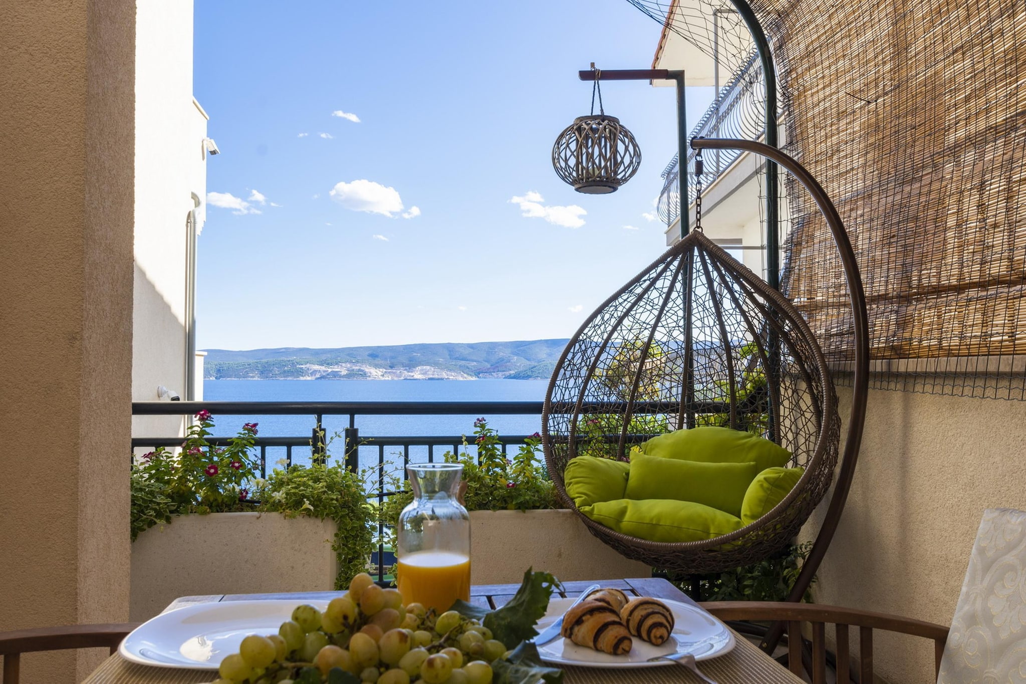 Shared pool apartment David - first floor - Terrasbalkon