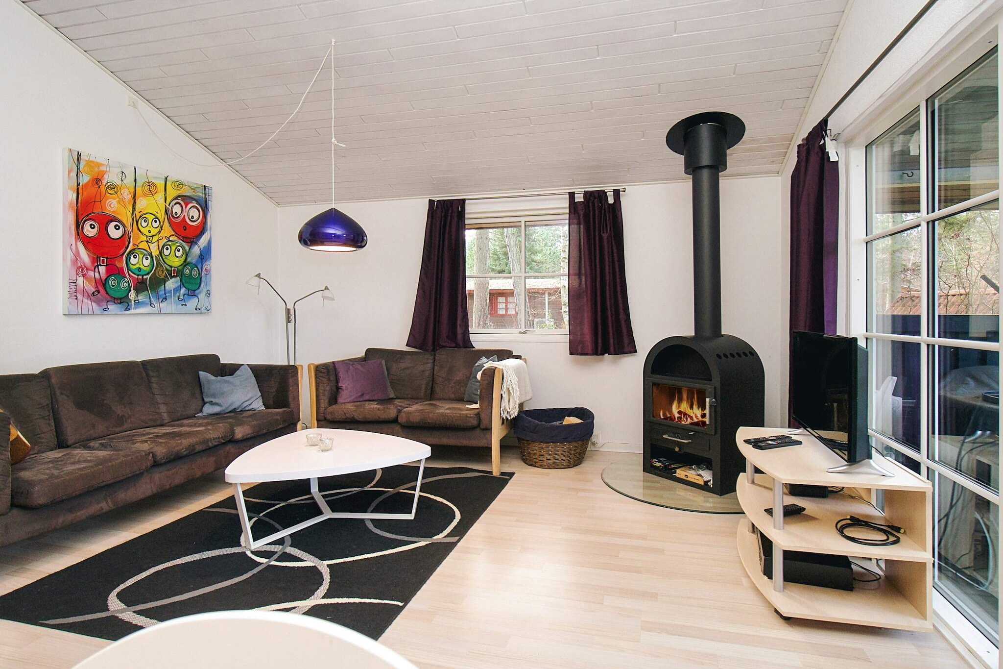 open kitchen(cooker(electric), hood, coffee machine, microwave, dishwasher, fridge(+ freezer)), Living/bed room(TV(cable, danish TV channels (DR1 and TV2)), DVD player, high chair), bedroom(double bed), bedroom(2x single bed), bedroom(2x single bed), bathroom(bathtub or shower, washbasin, toilet), heating(electric), terrace, BBQ, play equipment, air to air heatpump