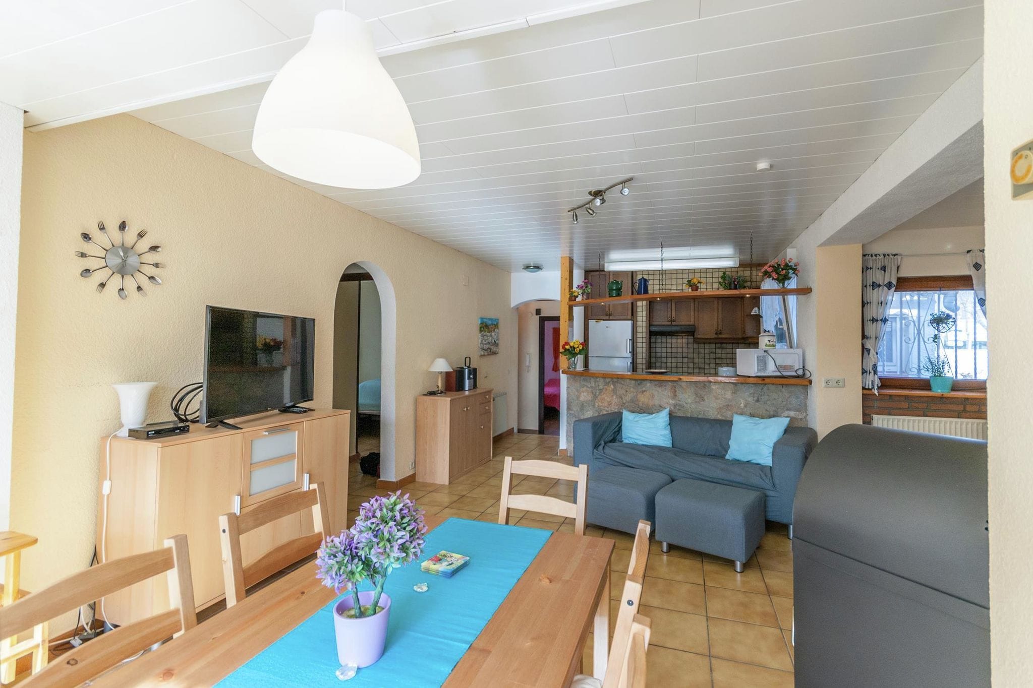 Nice house for 6 people with private pool and own mooring in Empuriabrava