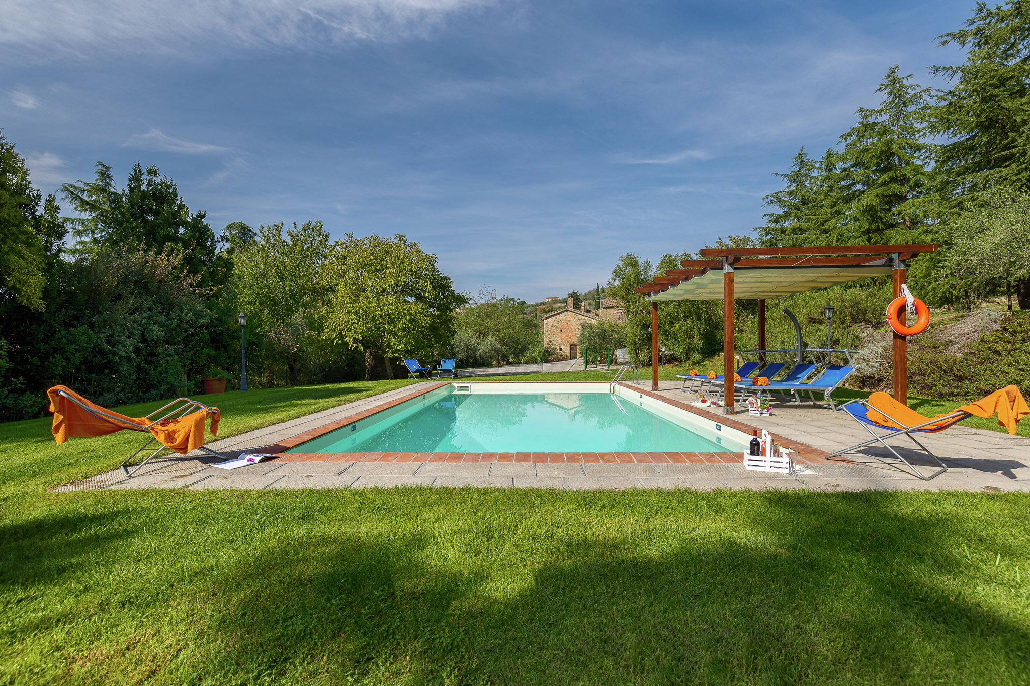 Charmante villa à Cortona, avec piscine