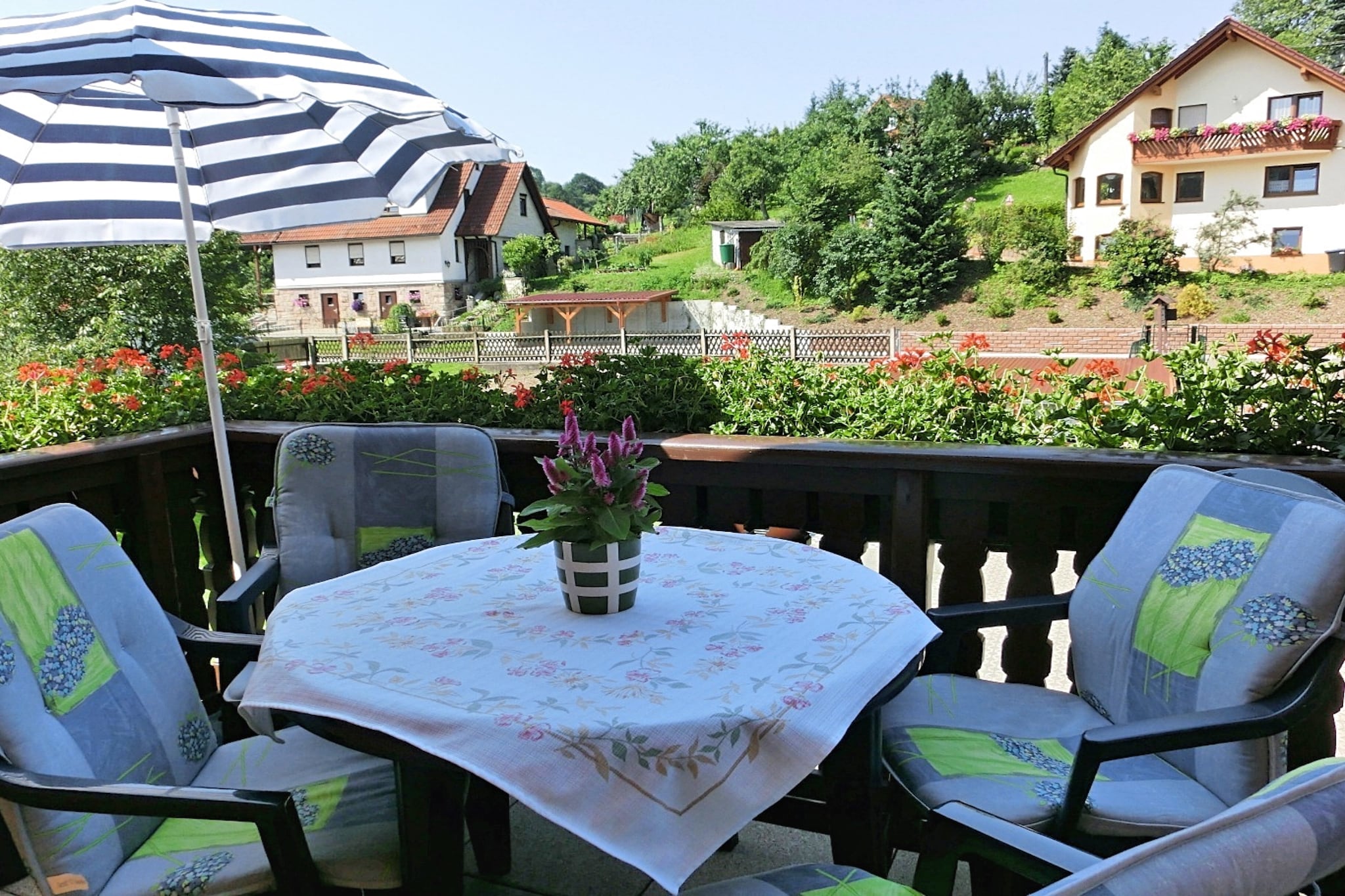 Floh-Seligenthal - Terrasbalkon