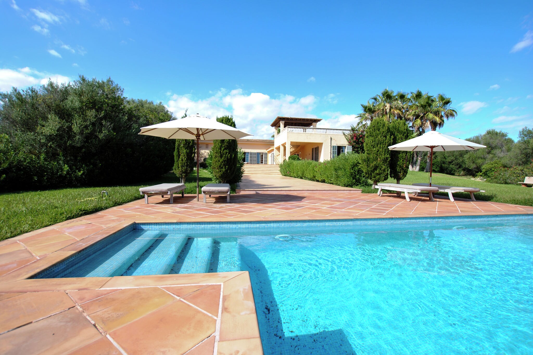 Superbe villa de luxe à Santanyl aux Baléares, piscine XL