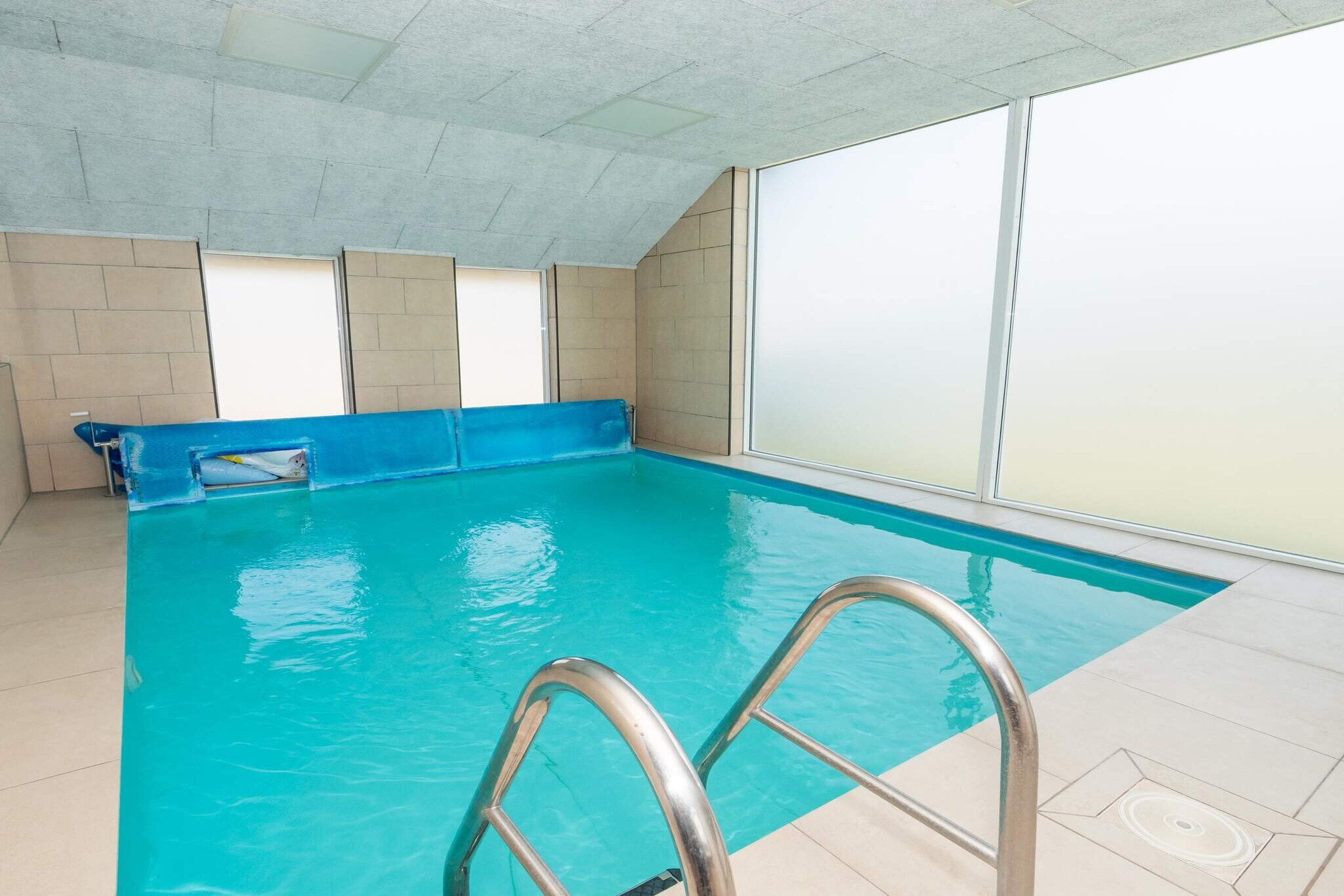 Luxe vakantieverblijf in Vorupor - Zwembad